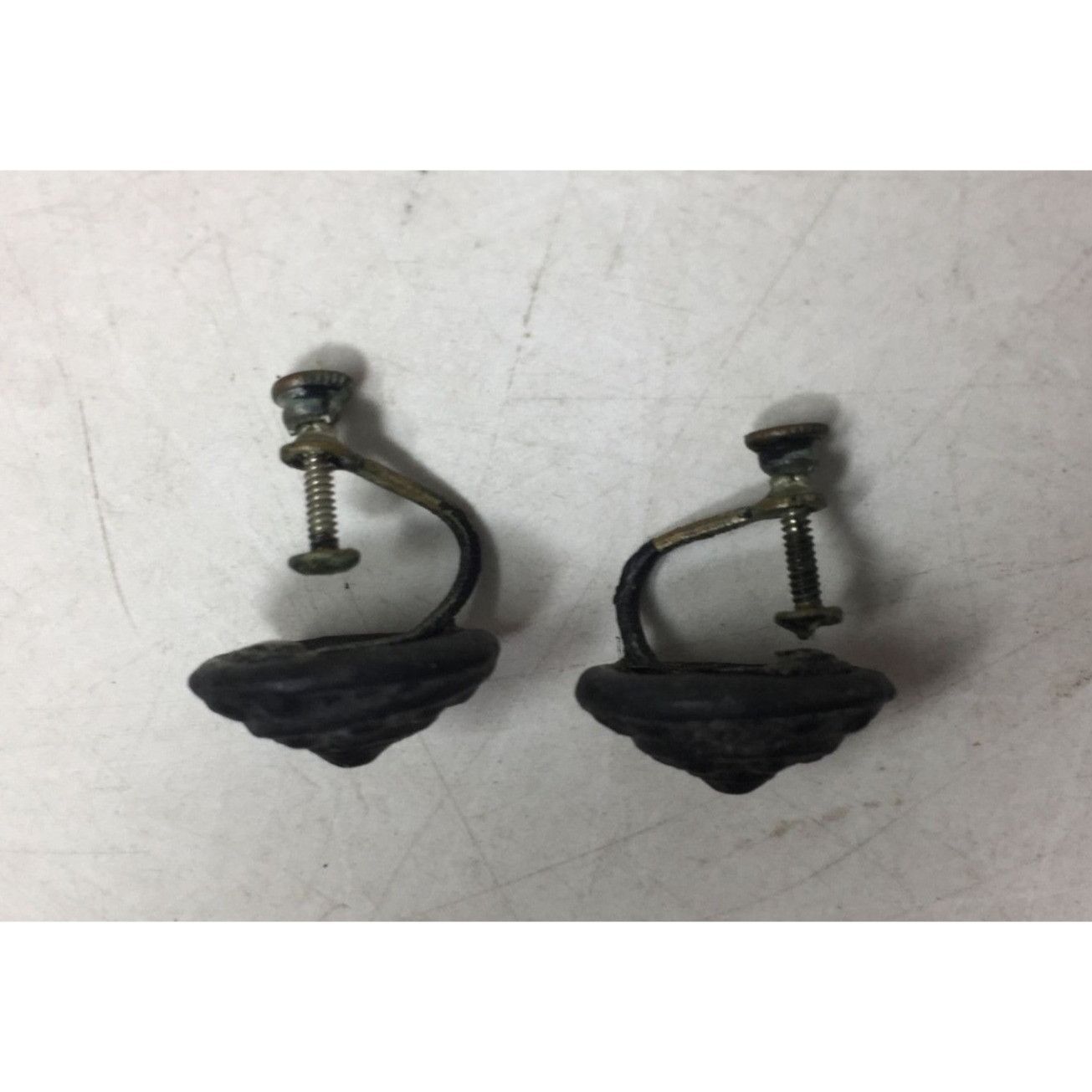Other Women's Vintage Black and Silver Tone Screw Back Earrings Size ONE SIZE - 2 Thumbnail