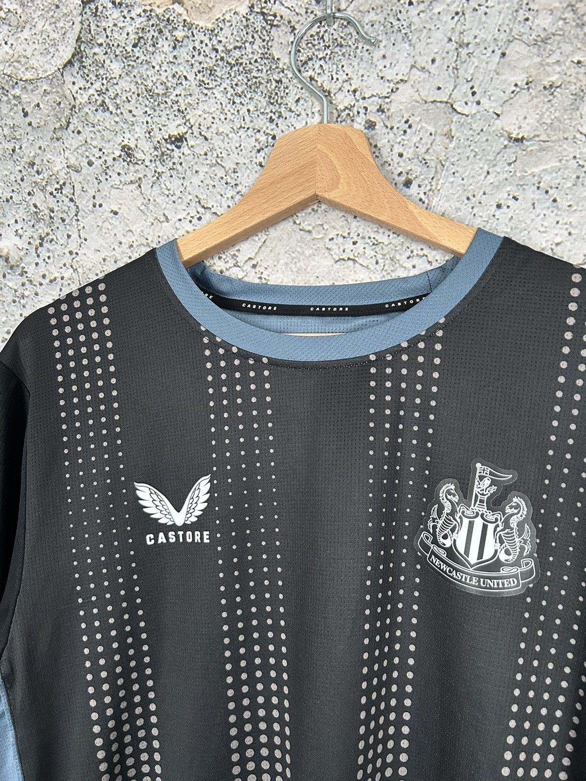 Vintage Newcastle United Castore Soccer Jersey Football Size US L / EU 52-54 / 3 - 3 Thumbnail