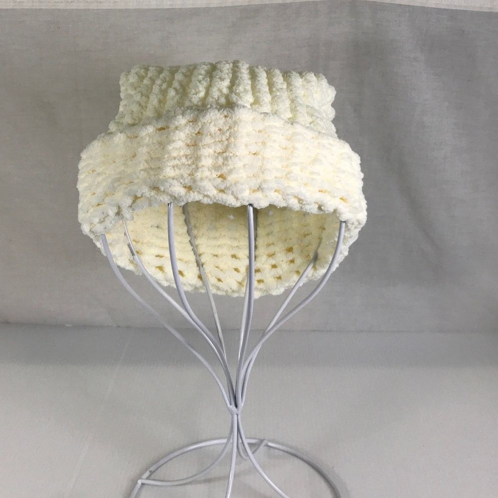 Handmade NWT Handmade Chunky Knitted Cream Kid Teen Slouchy Beanie Size ONE SIZE - 2 Thumbnail