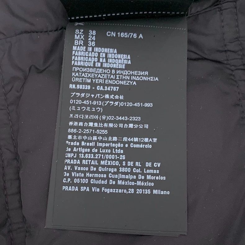 Prada Prada Size 38 Black triangle hooded zipper down jacket 250 Size US XXS / EU 40 - 8 Thumbnail