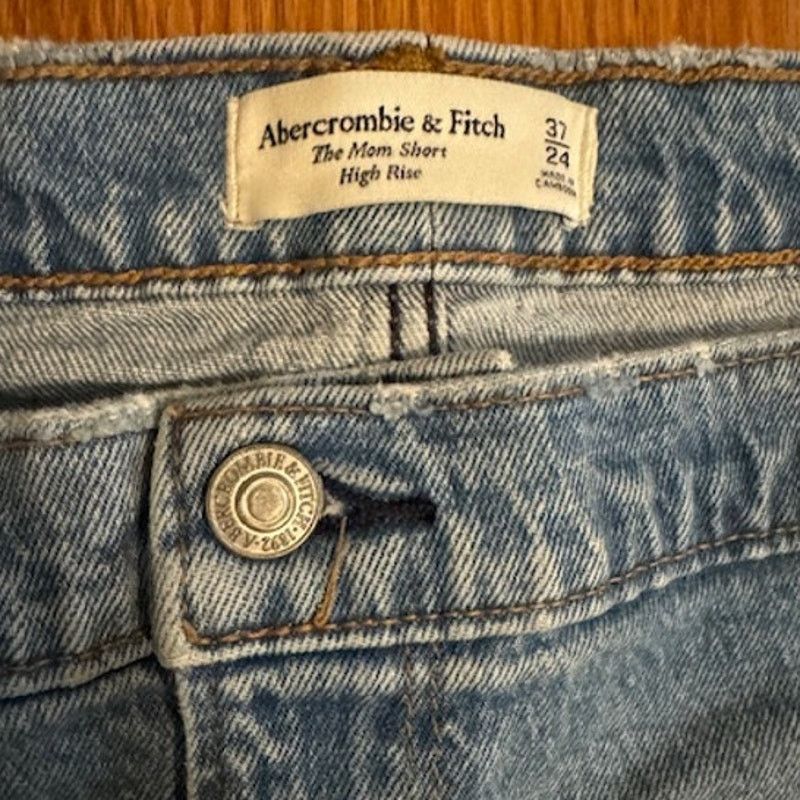 Abercrombie & Fitch Abercrombie & Fitch The Mom High Rise Plus Size Shorts 24 Size 37" - 2 Thumbnail