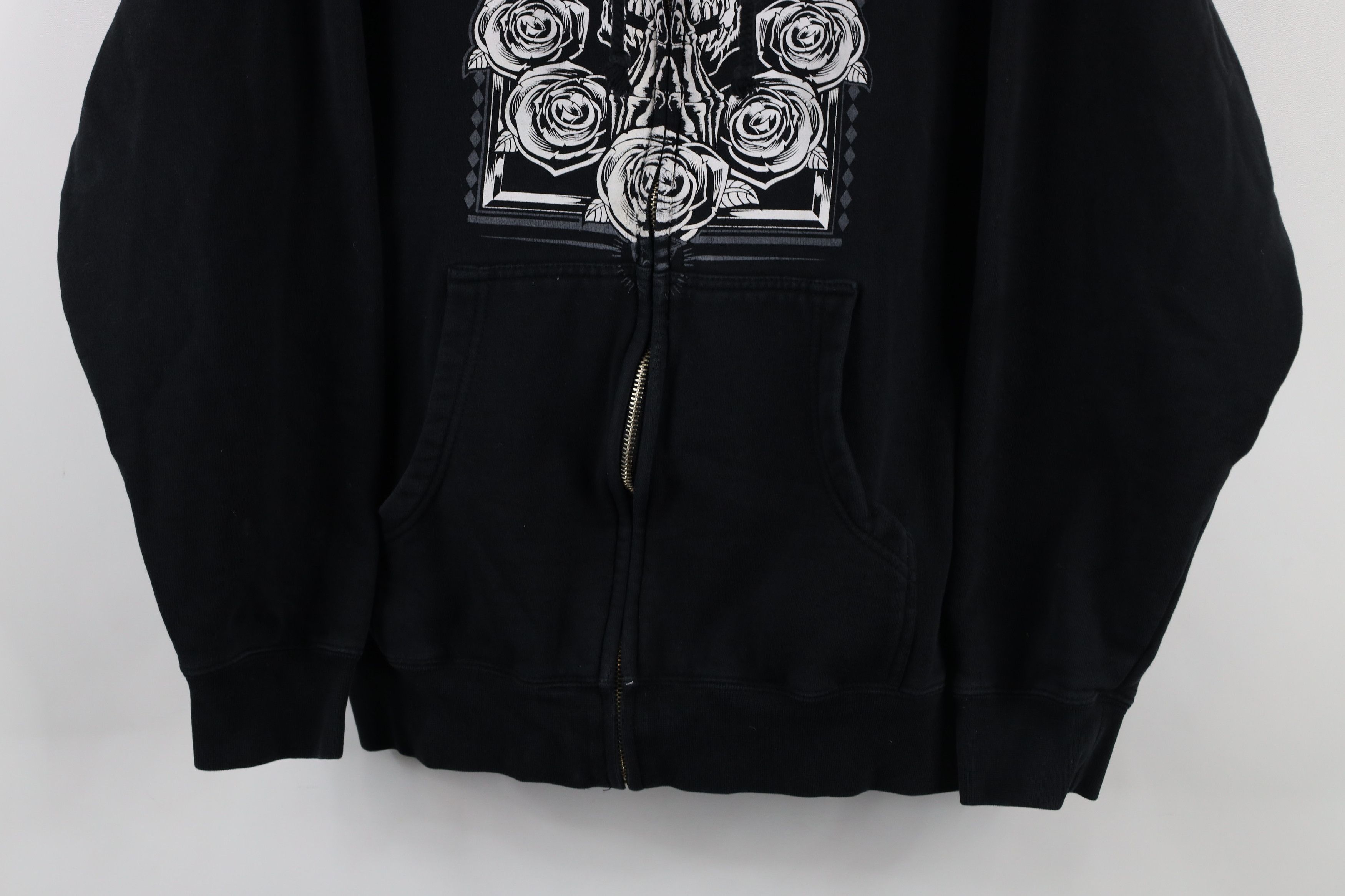 Famous Stars And Straps × Vintage Vintage Famous Stars and Straps Skull Rose Full Zip Hoodie Size US M / EU 48-50 / 2 - 3 Thumbnail