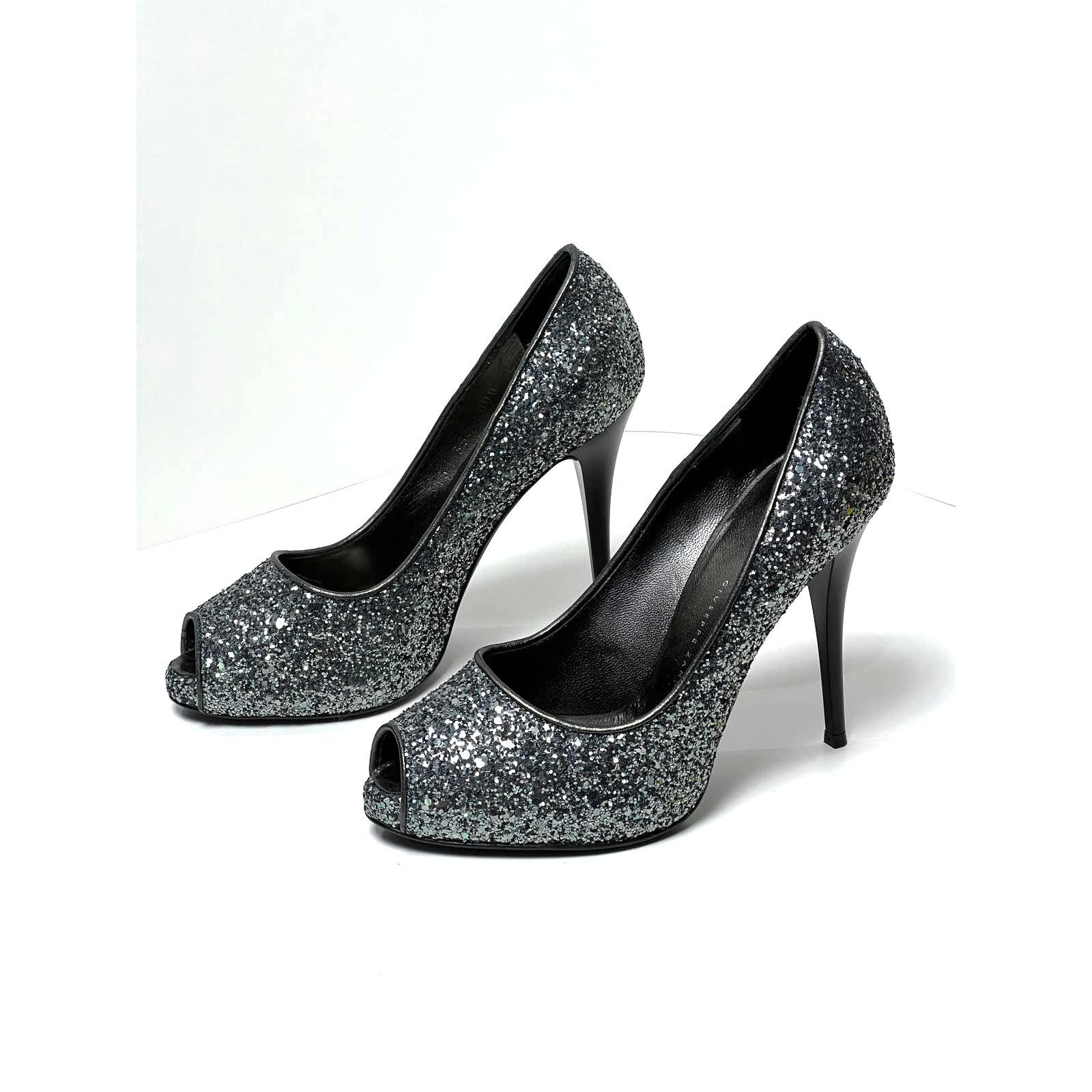 Giuseppe Zanotti Giuseppe Zanotti Womens Heels Silver Pumps Shoes Size 35.5 Size US 5.5 / IT 35.5 - 8 Thumbnail