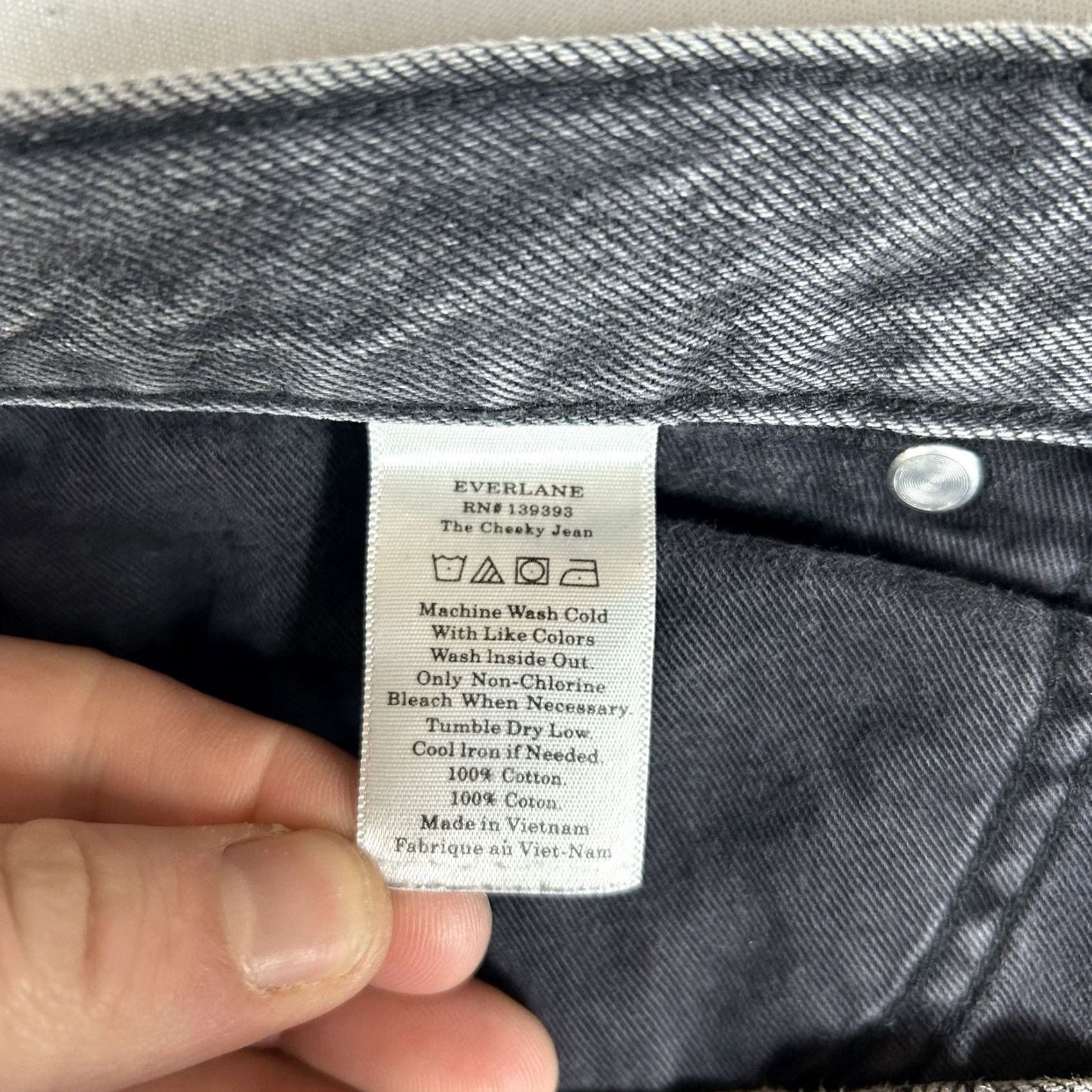 Everlane Everlane The Cheeky Jean Womens 25R Gray Denim Jeans Dark Wash Buttonfly Casual Straight 90s Pattern Womens Size 42" / US 20 - 6 Thumbnail