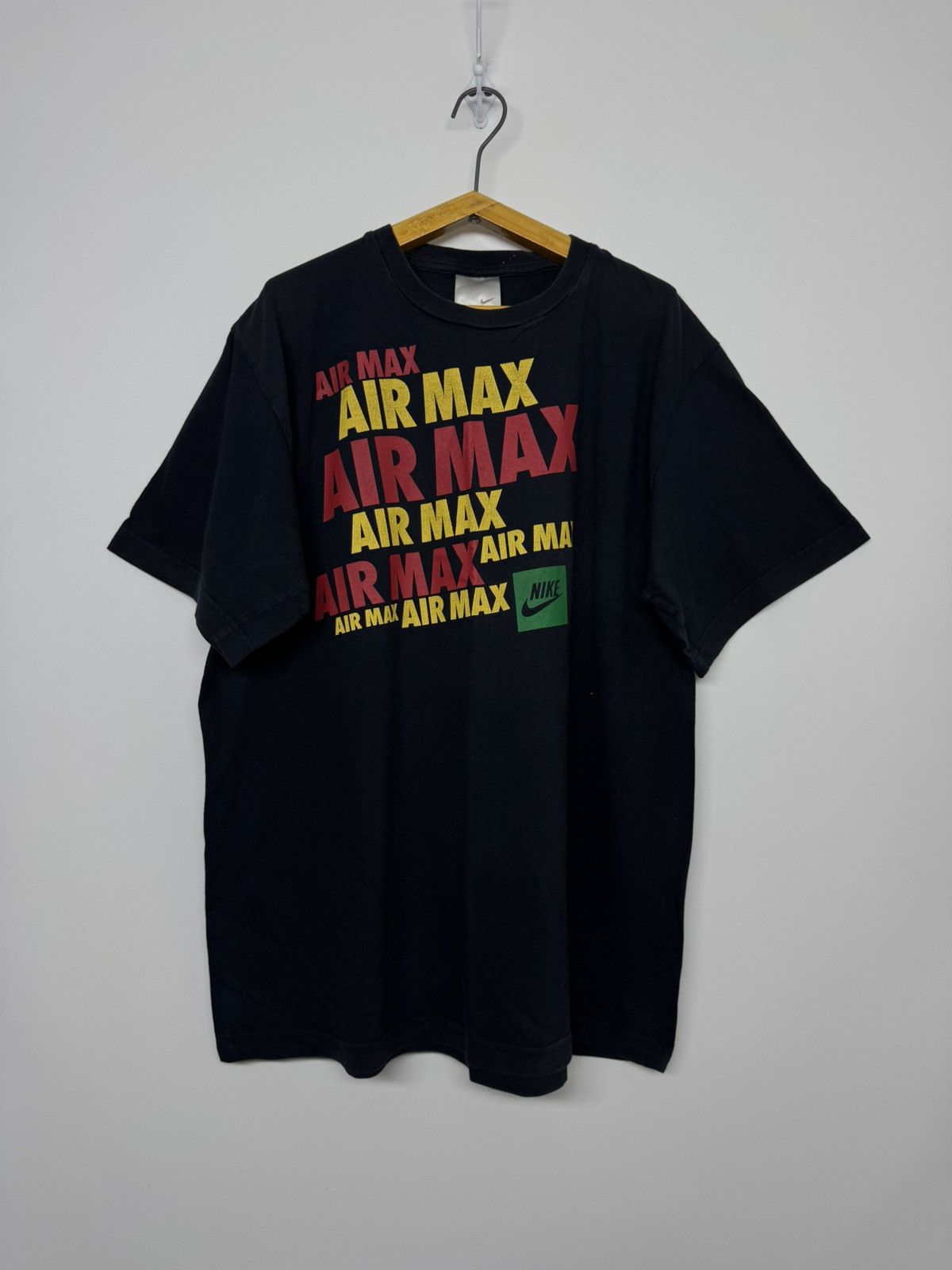 Nike Nike Vintage Tee Air Max Vintage Nike T Shirt logo Size US L / EU 52-54 / 3 - 4 Thumbnail