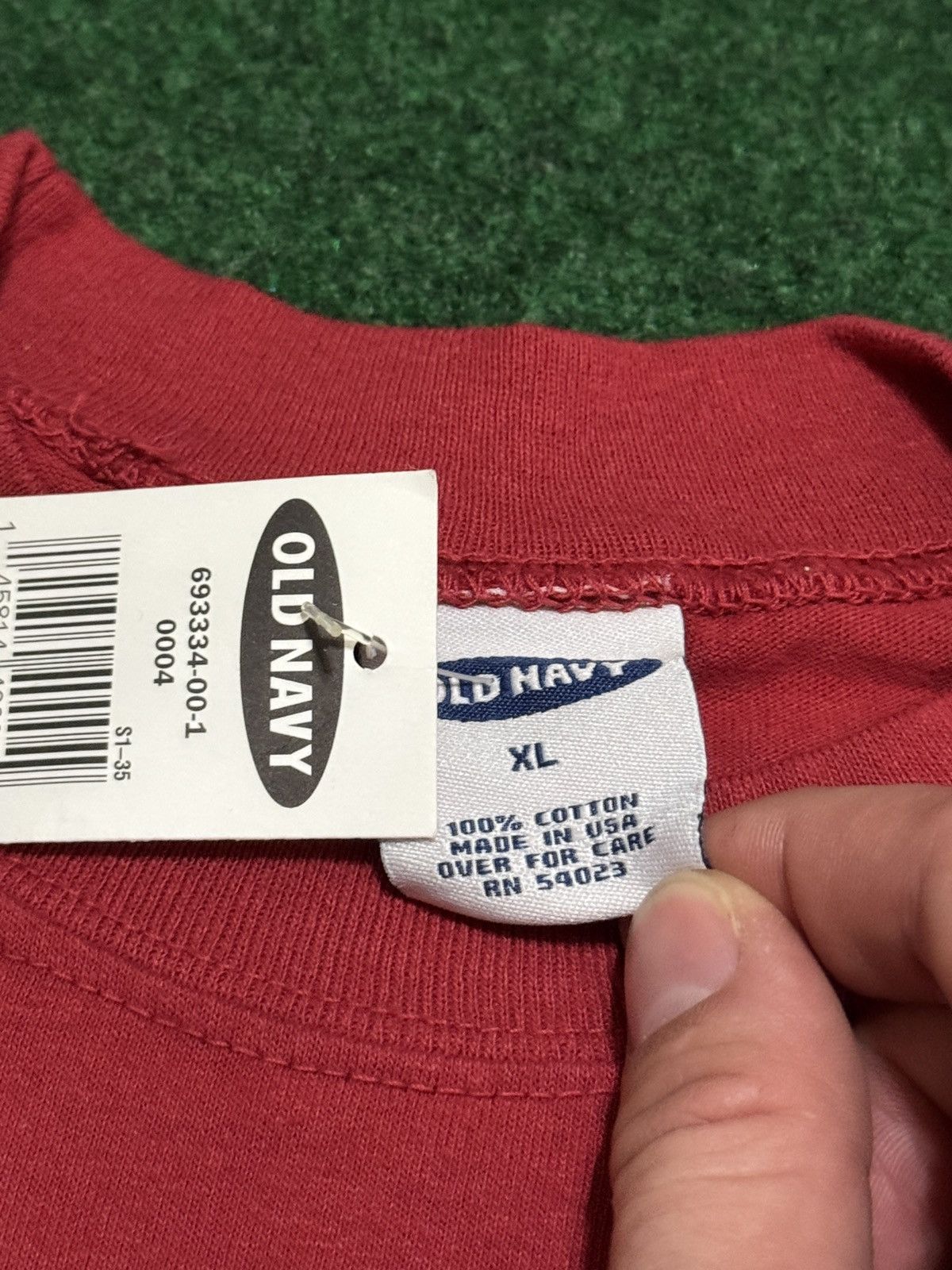 Old Navy Old Navy Vintage 90s Y2K New with tags XL Graphic T Shirt Size US XL / EU 56 / 4 - 3 Thumbnail
