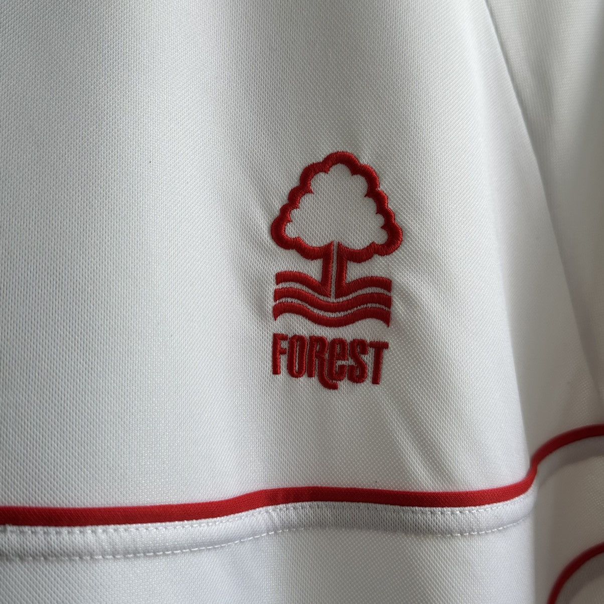 Umbro JACK LESTER #8 VINTAGE FC NOTTINGHAM FOREST 2000/01 JERSEY Size US M / EU 48-50 / 2 - 8 Thumbnail