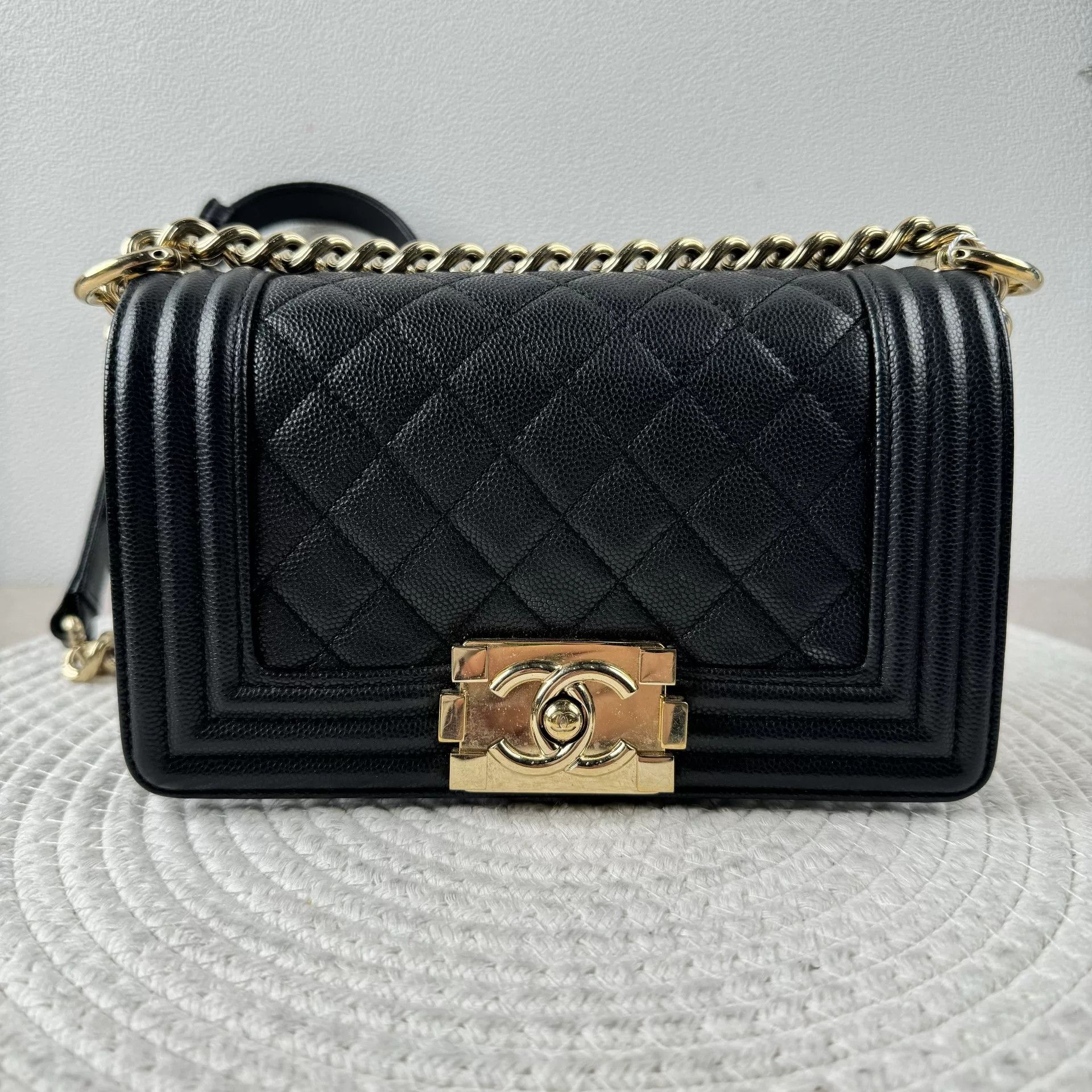 Chanel Pre-loved Bag Very good condition Size ONE SIZE - 1 Thumbnail