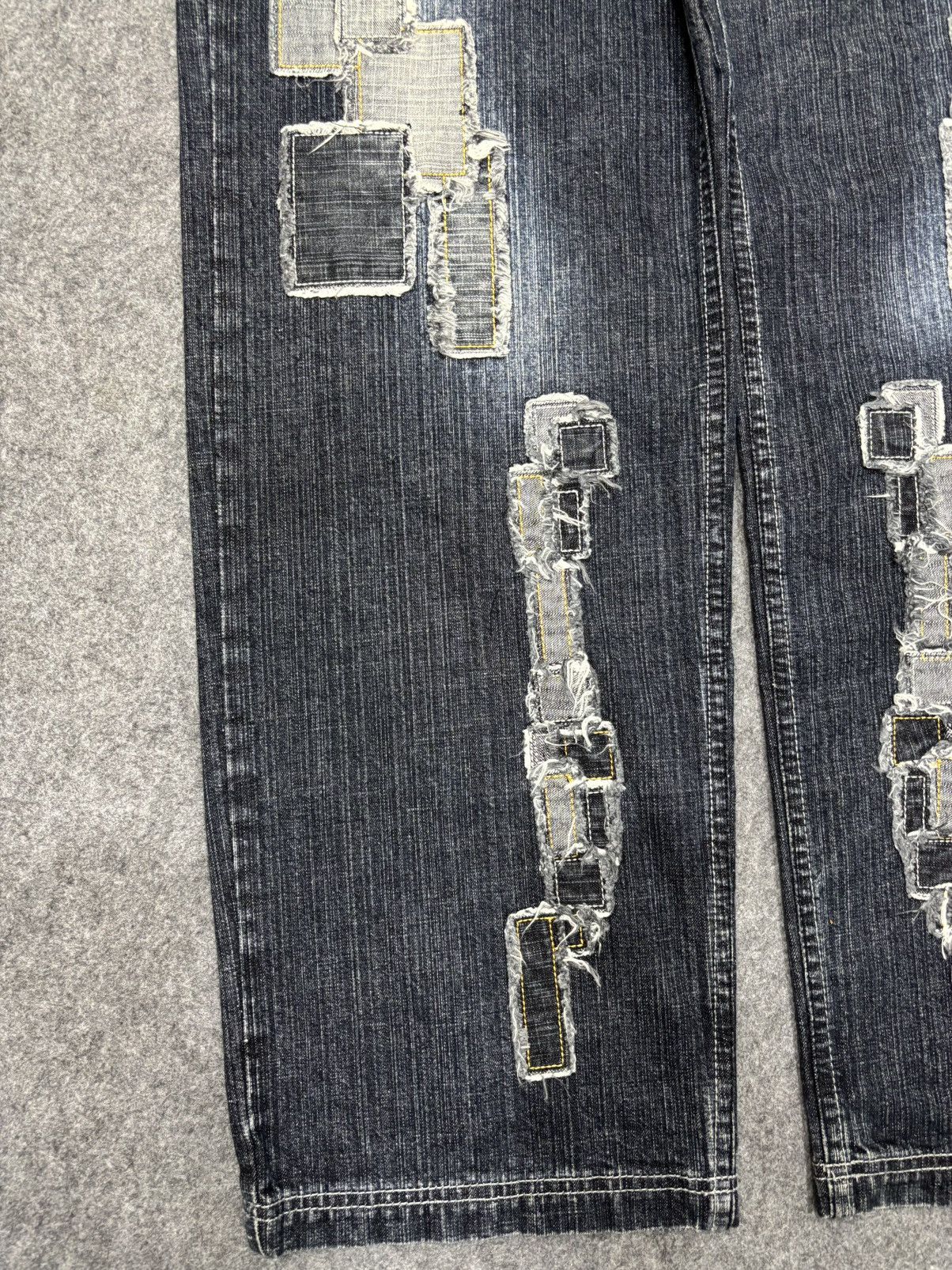 Japanese Brand 💥Baggy Patchwork💥Sick Rapper Pepe Patchwork Denim F687 Size US 35 - 8 Thumbnail