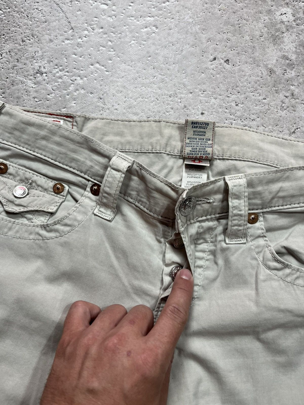 True Religion True Religion Cameron Beige Jeans Women’s Size L Made in USA Size 34" / US 12 / IT 48 - 19 Thumbnail