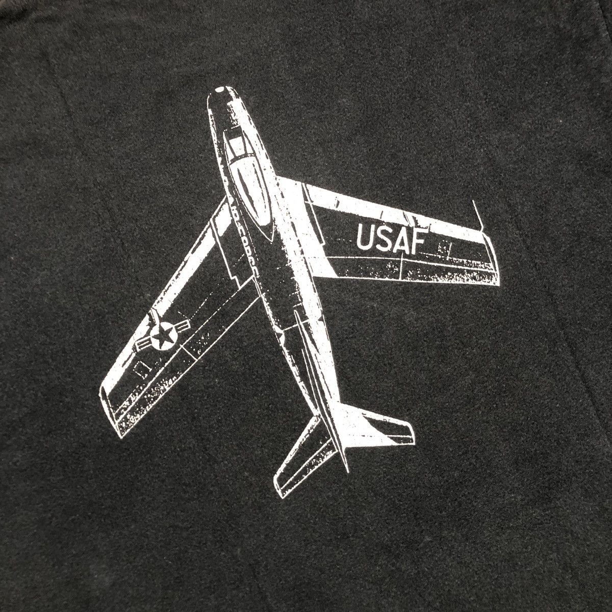 Alpha Industries × Vintage Vintage Alpha Industries B-15 USAF t-shirt Size US L / EU 52-54 / 3 - 3 Thumbnail