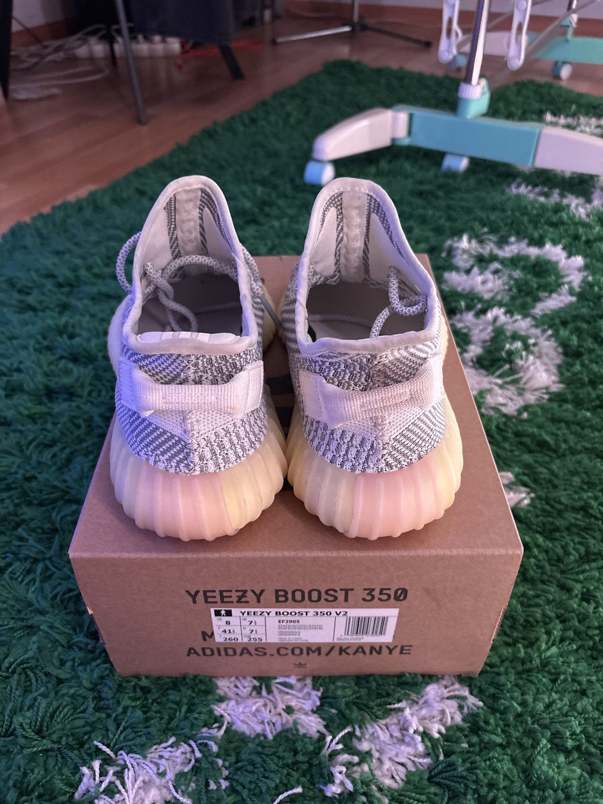 Adidas Yeezy Boost 350 V3 Static Size US 8 / EU 41 - 4 Thumbnail