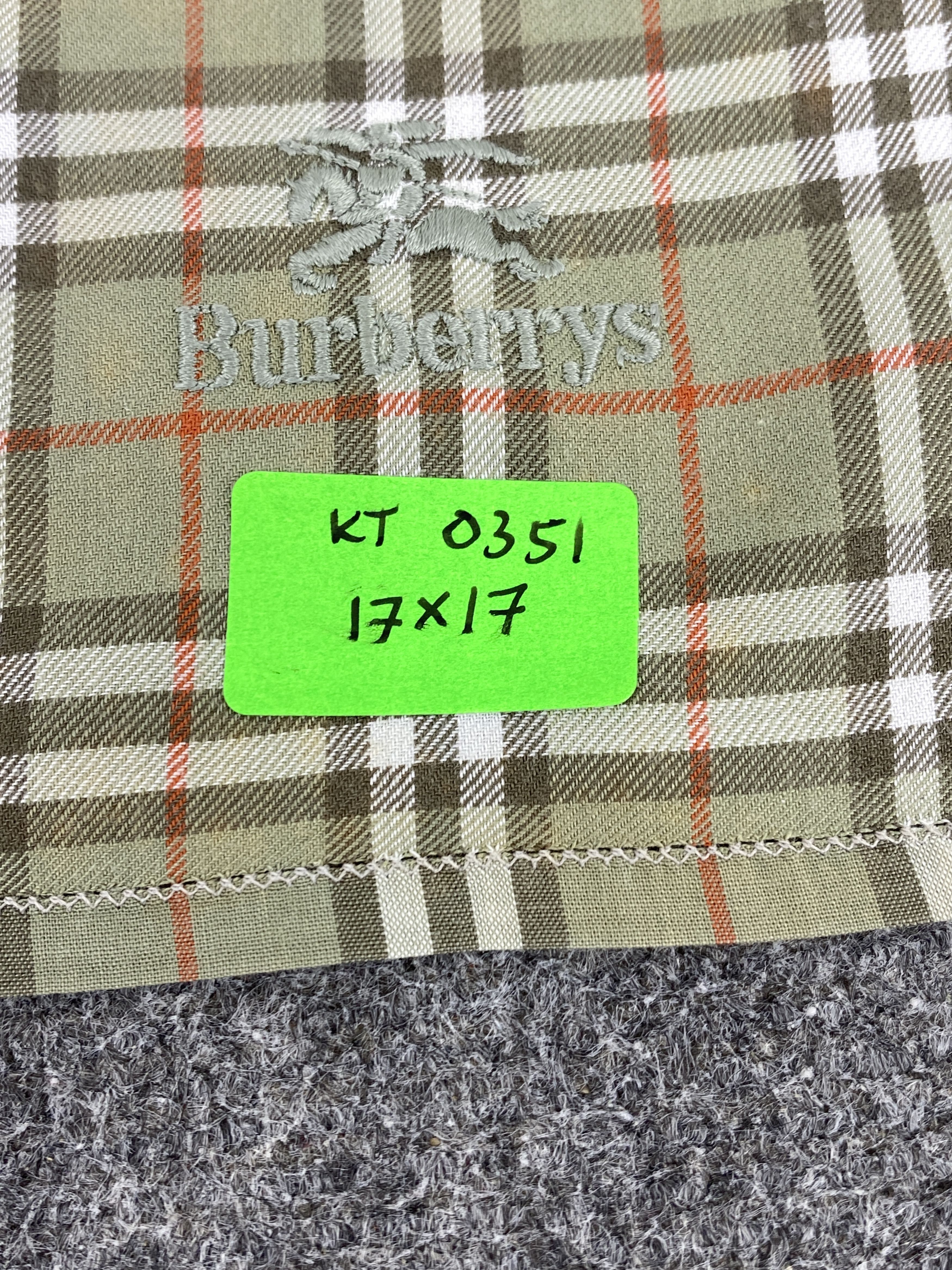Burberry Vintage Burberry Handkerchief / Neckerchief KT0351 Size ONE SIZE - 8 Thumbnail