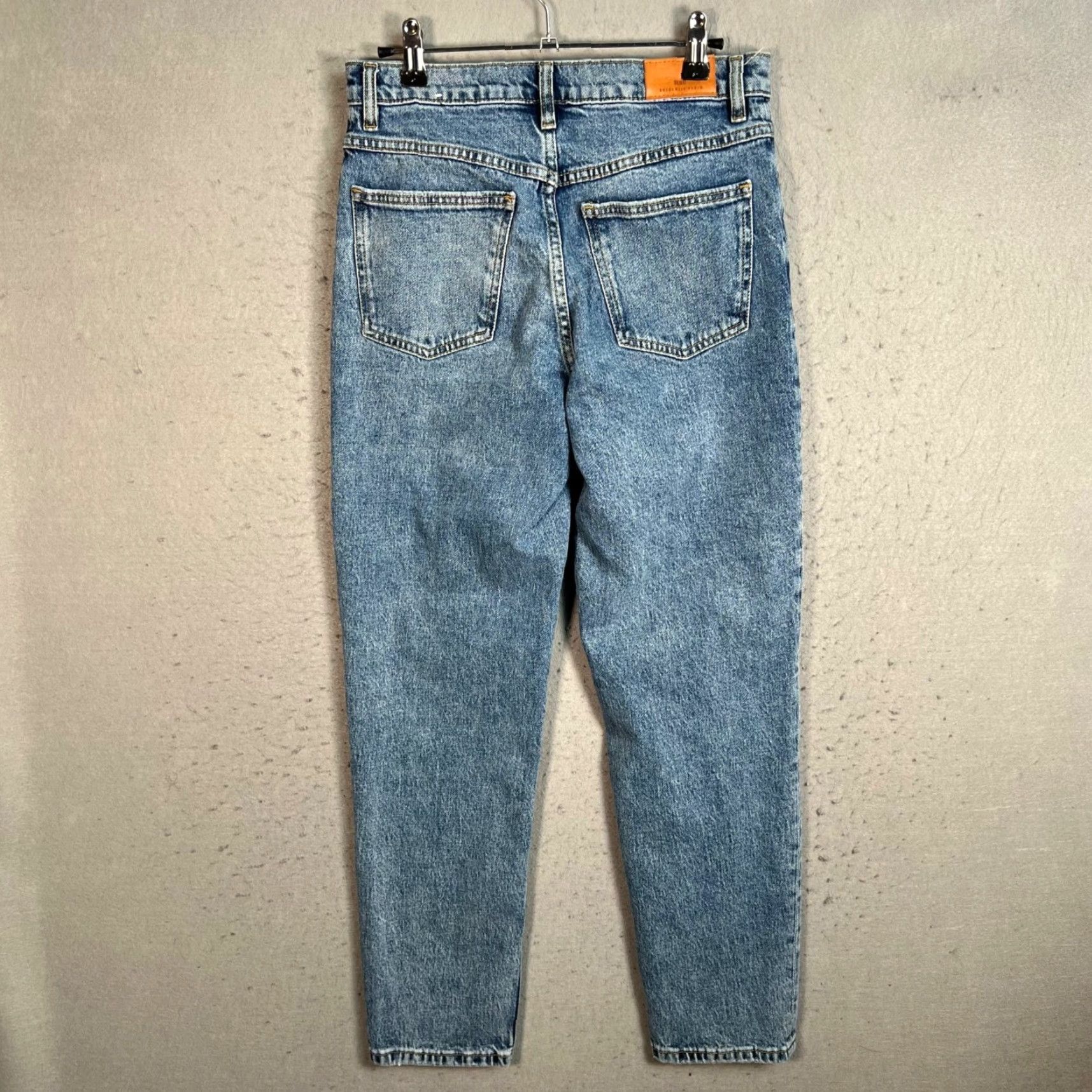 Mango Mango Jeans Size 4 Denim High-Waisted Mom Light Wash Womens Size 27" / US 4 / IT 40 - 2 Thumbnail