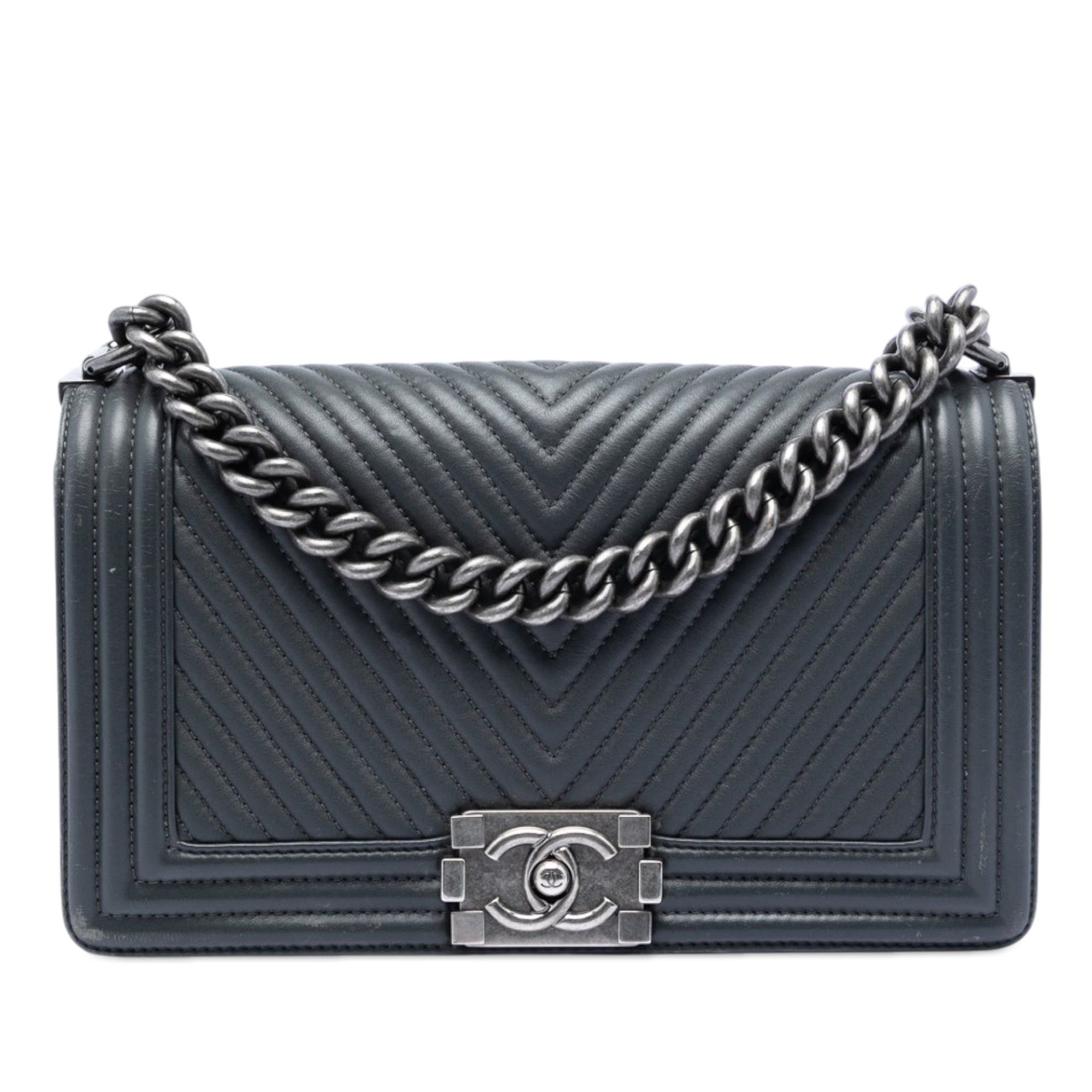 Chanel Old Medium Chevron Lambskin Boy Flap Size ONE SIZE - 1 Thumbnail