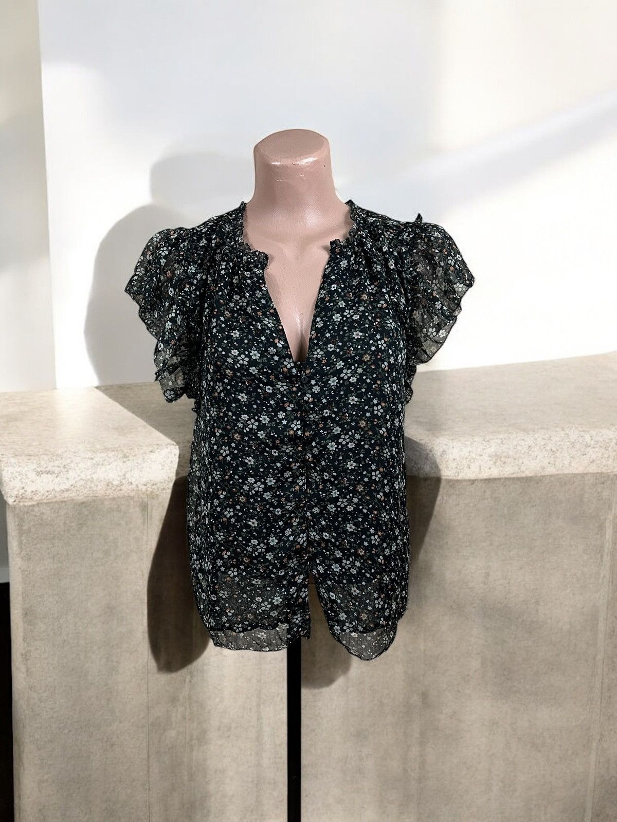 Pepe Jeans Pepe Jeans floral short sleeve blouse size M Size M / US 6-8 / IT 42-44 - 1 Thumbnail