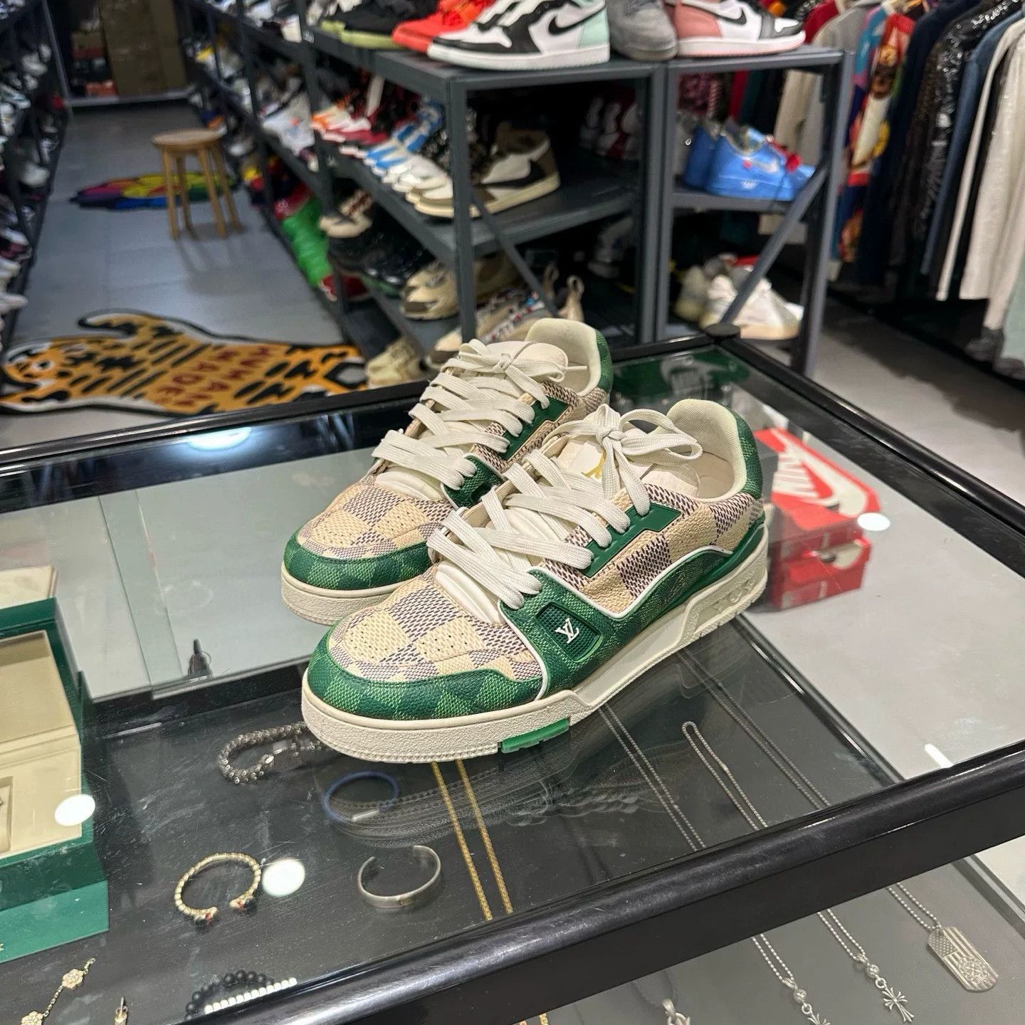 Louis Vuitton Louis Vuitton Damier Green Shoes Size US 9.5 / EU 42-43 - 1 Thumbnail