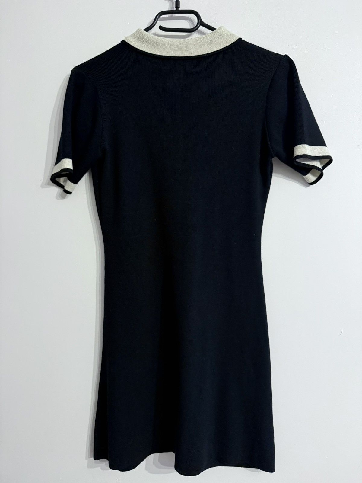 Cider Chanel-Inspired Black Knit Dress with Pearl Buttons – Size M Size M / US 6-8 / IT 42-44 - 4 Thumbnail