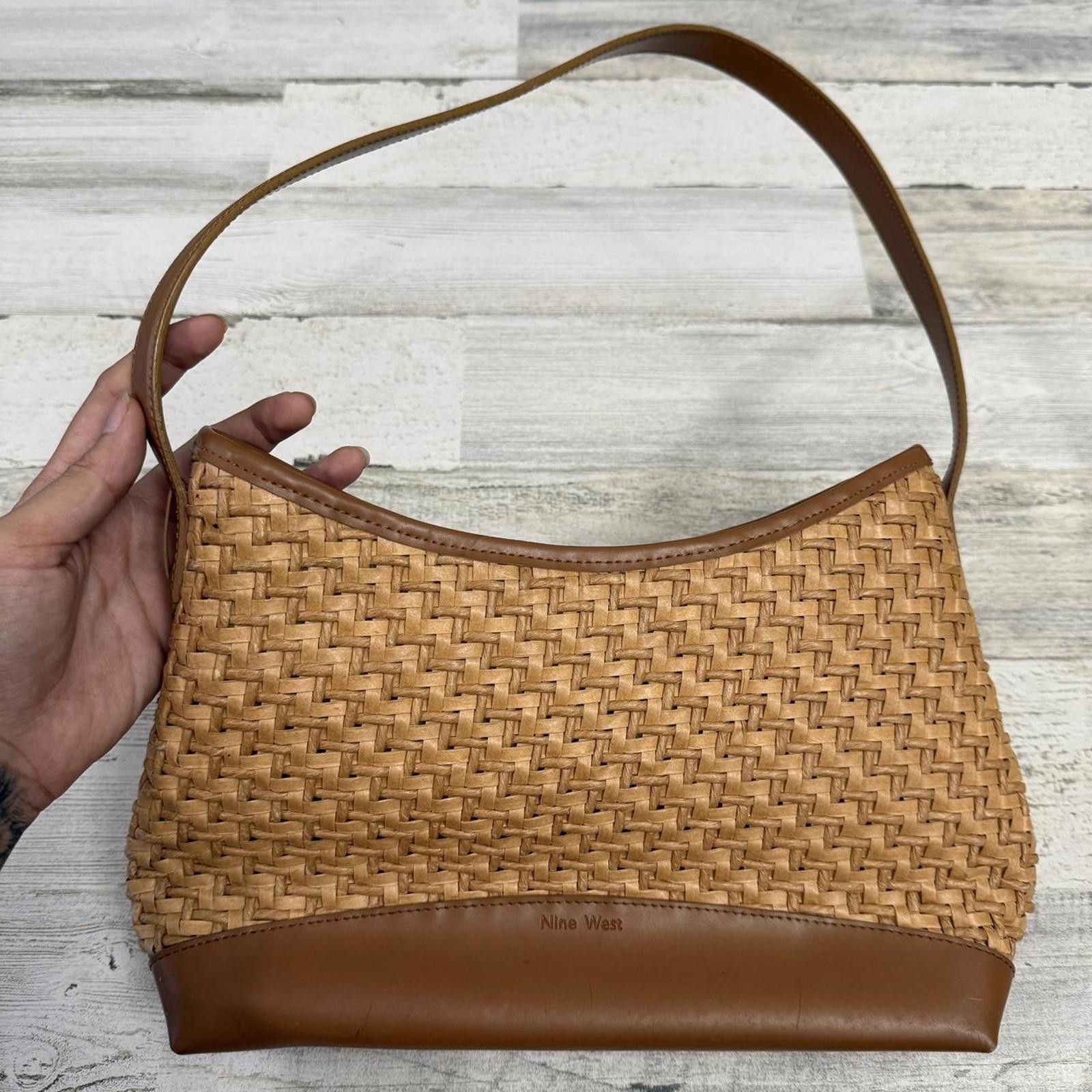 Nine West Woven tan and brown shoulder boho shoulder nine west purse Size ONE SIZE - 1 Thumbnail