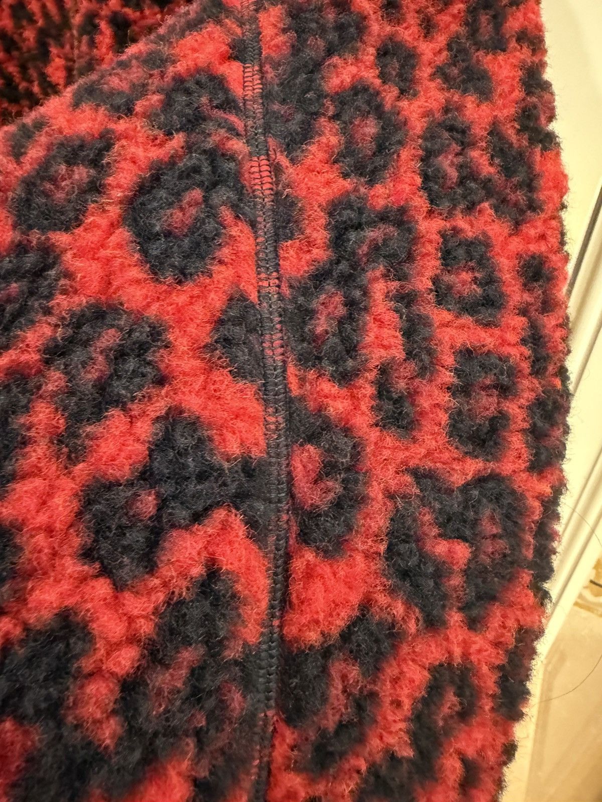 Alexander McQueen Leopard print fleece sweatshirt size M Size US M / EU 48-50 / 2 - 4 Thumbnail