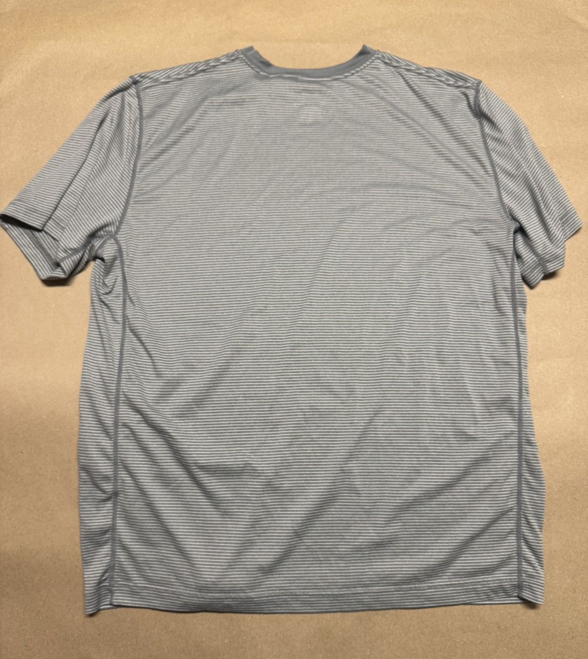 Nike Nike DriFit Gray workout Shirt XL Extra Large Rare! Size US XL / EU 56 / 4 - 2 Thumbnail