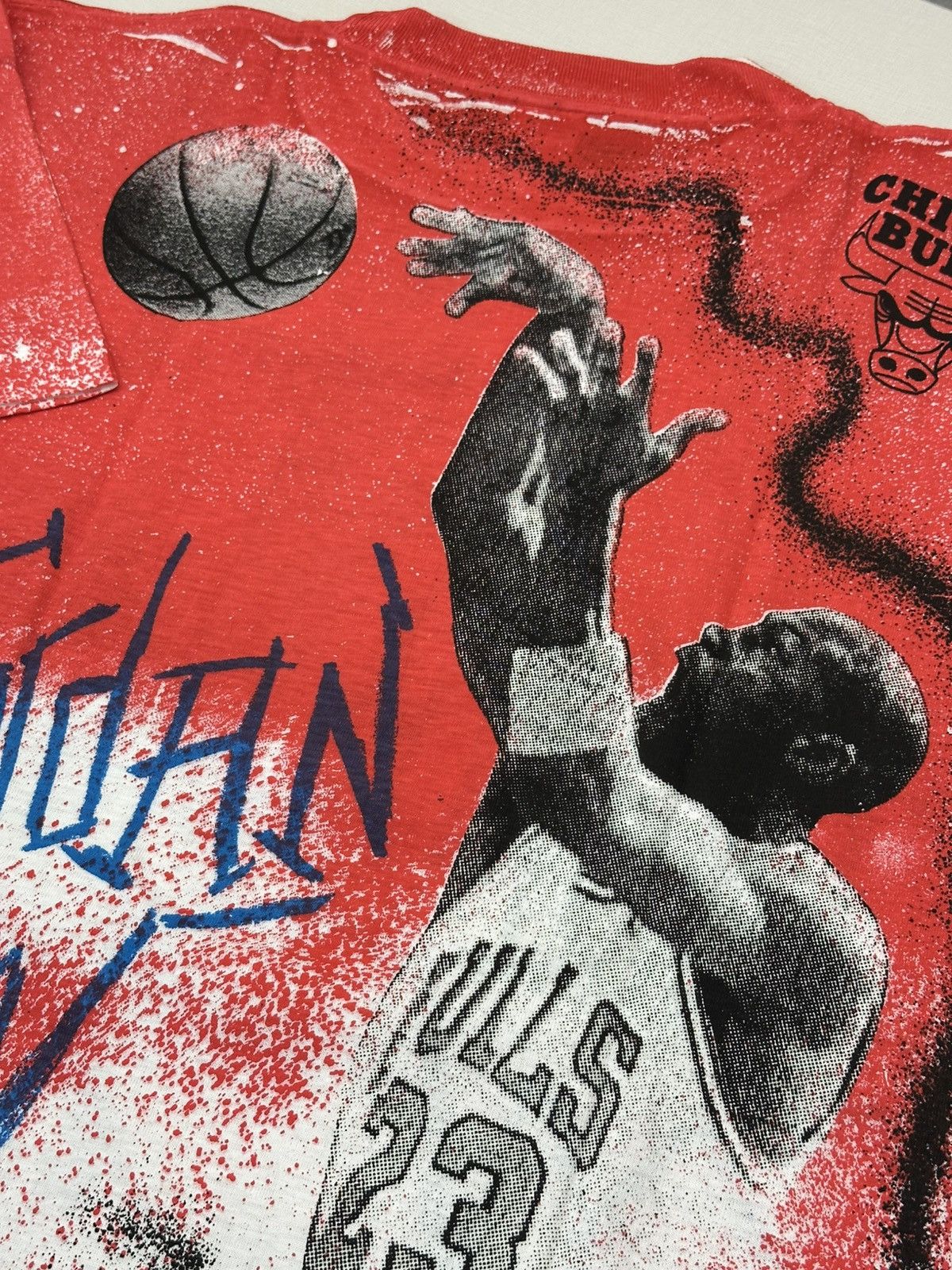 Jordan Brand Vintage 90s Michael Jordan Chicago Bulls AOP MagicJohnsonT’s Size US L / EU 52-54 / 3 - 14 Thumbnail