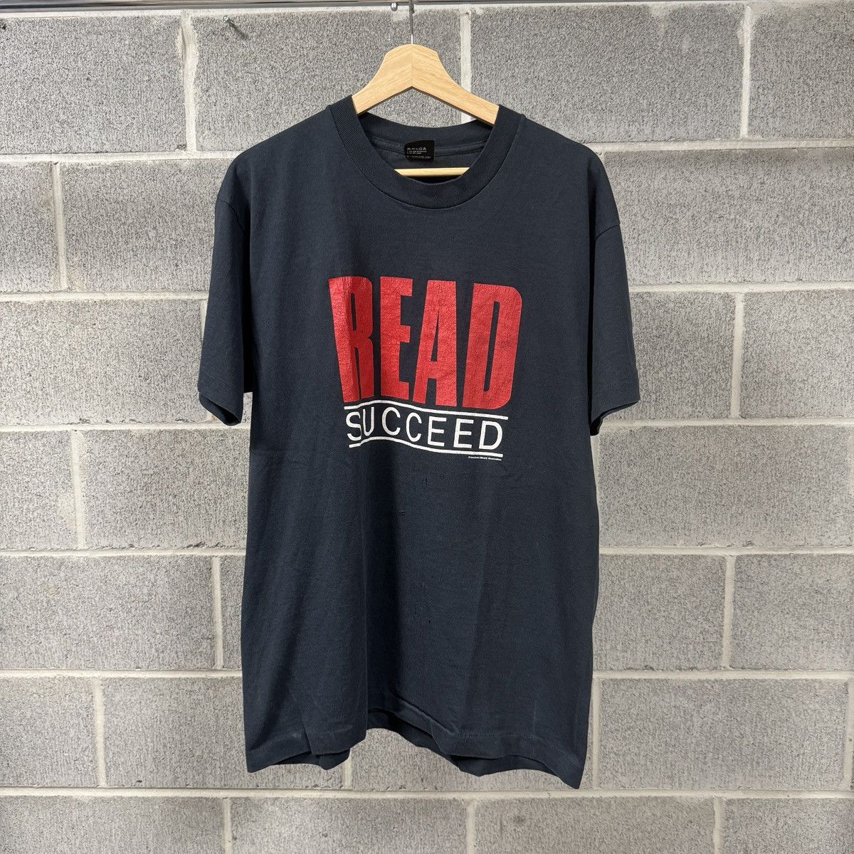 Vintage Thrashed Faded Distressed Read Succeed Shirt ERD Grunge Size US XL / EU 56 / 4 - 1 Thumbnail