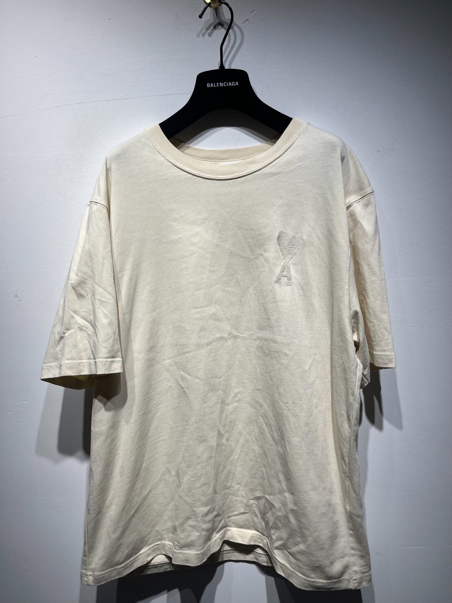 AMI Ami Retro Embroidered White T-Shirt M Women Size M / US 6-8 / IT 42-44 - 1 Thumbnail