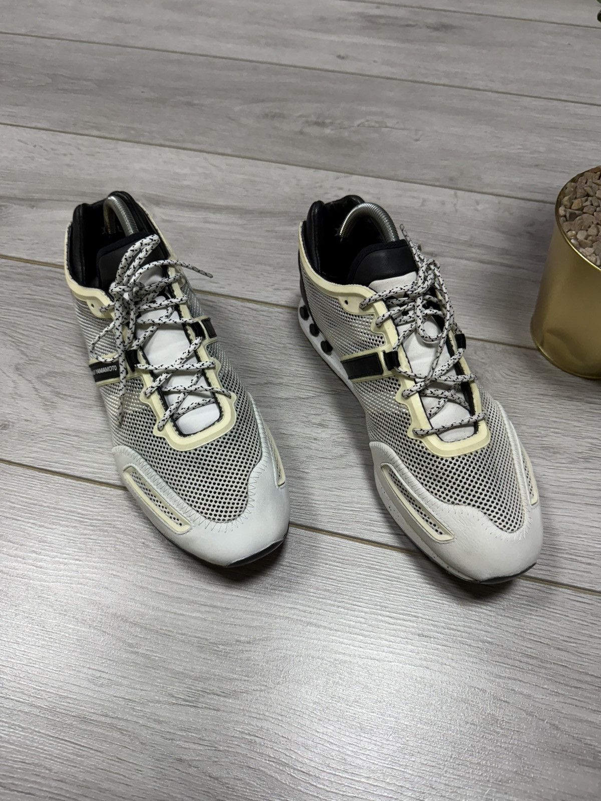Adidas Y-3 yohji yamamoto adidas la trainer Sneakers japanese floar Size US 10 / EU 43 - 3 Thumbnail