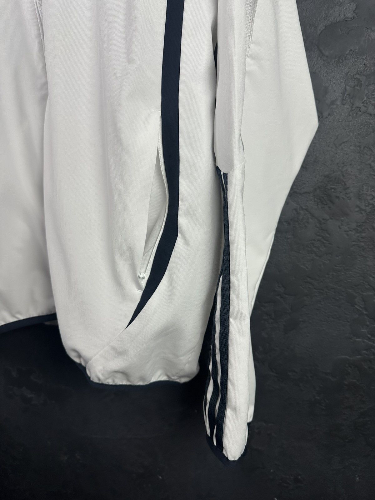 Vintage Vintage Adidas Real Madrid Track Jacket Size US L / EU 52-54 / 3 - 11 Thumbnail