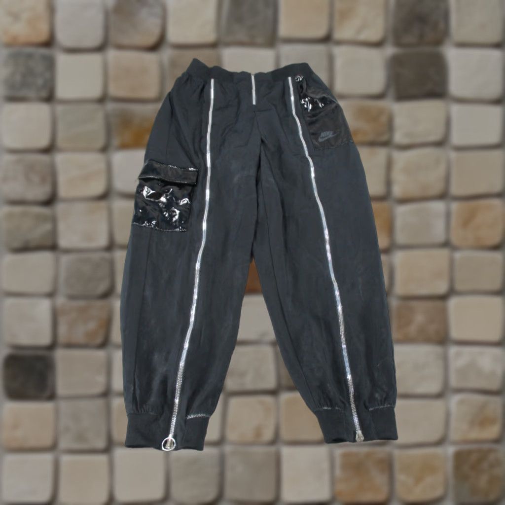 Nike Nike Cargo Joggers Womens Small Black Full Length Zippered Leg Size 28" / US 6 / IT 42 - 1 Thumbnail