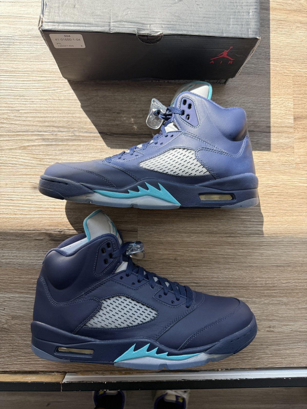 Jordan Brand Jordan 5 Retro Pre-Grapes Size US 10 / EU 43 - 1 Thumbnail