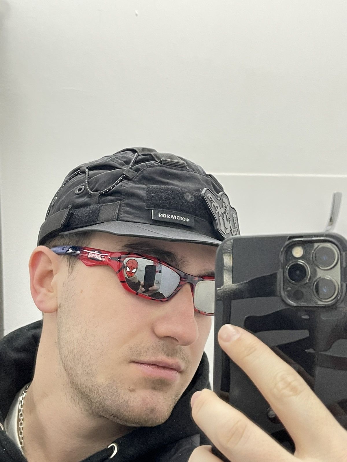 Vintage Rare Spider Man sunglasses for small hat Marvel Size ONE SIZE - 3 Thumbnail
