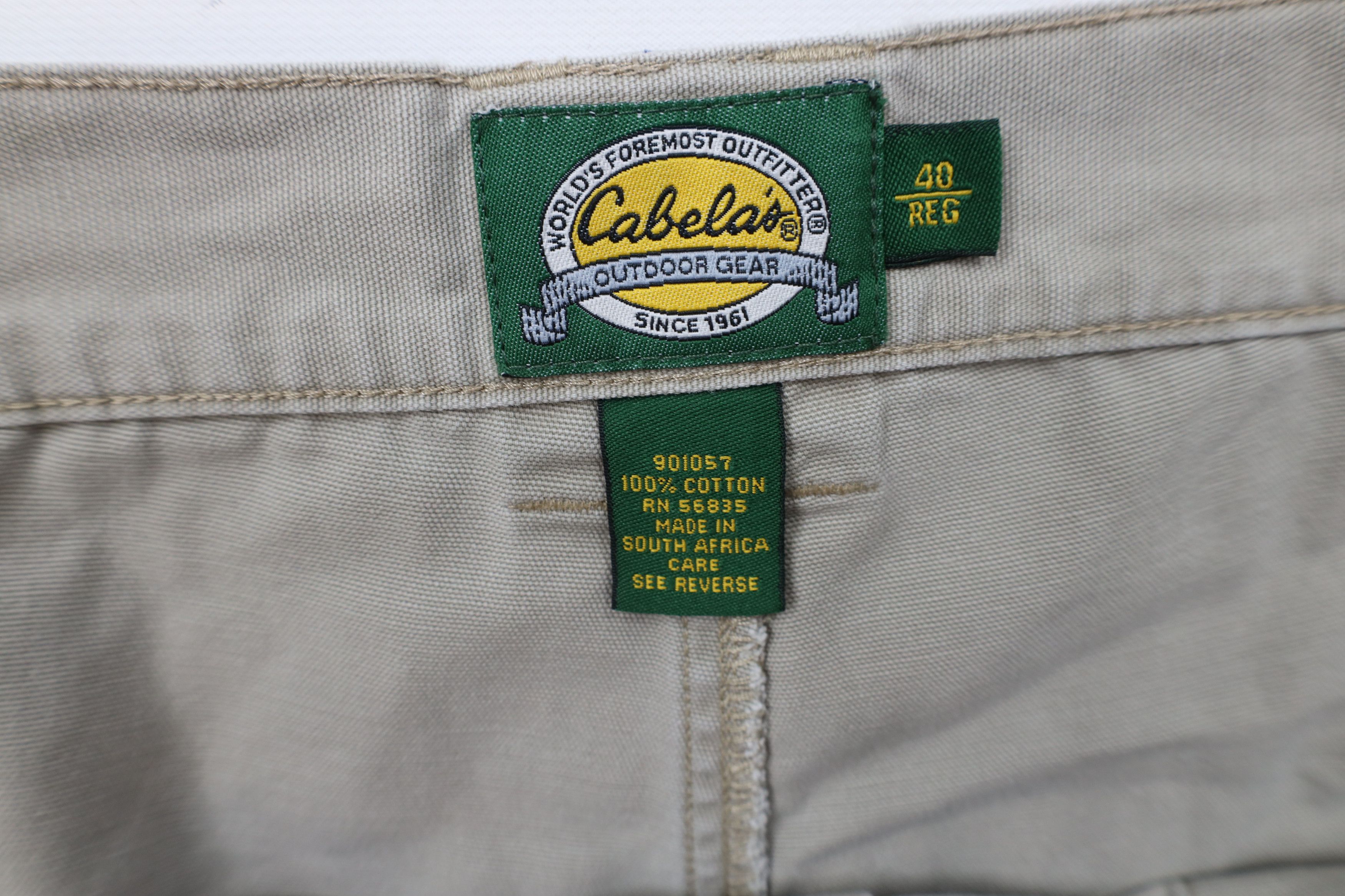 Cabelas × Vintage Vintage Cabelas Above Knee Canvas Cargo Shorts Gray Cotton Size US 40 / EU 56 - 7 Thumbnail