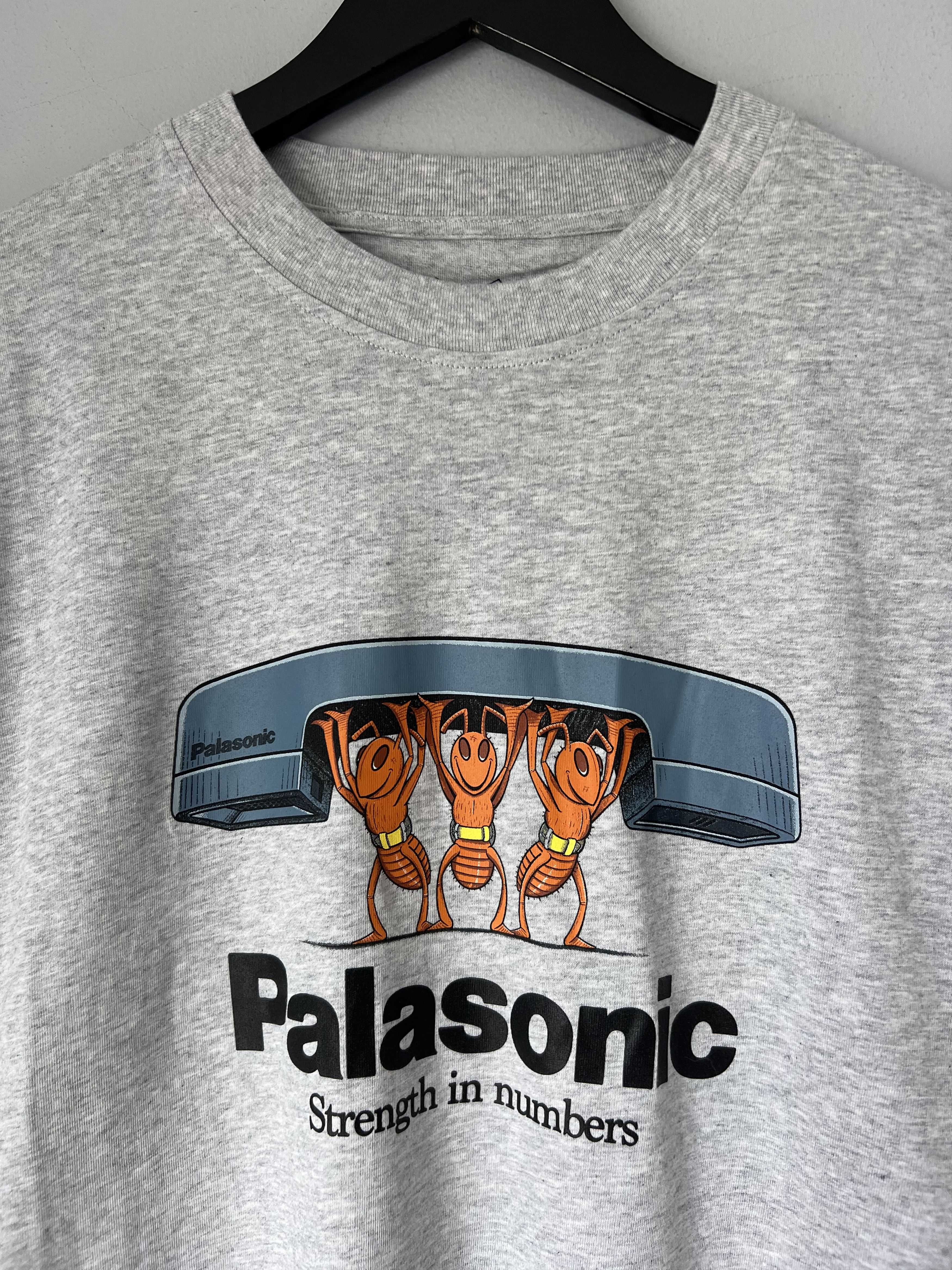 Palace Palace Palasonic Bell Man Tee in Gray Size US XL / EU 56 / 4 - 2 Thumbnail