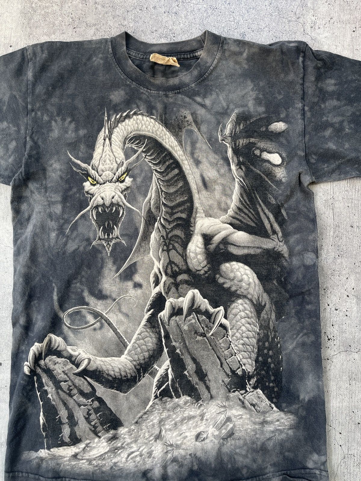 The Mountain × Vintage Y2K the mountain vintage 2000 dragon Size US M / EU 48-50 / 2 - 2 Thumbnail