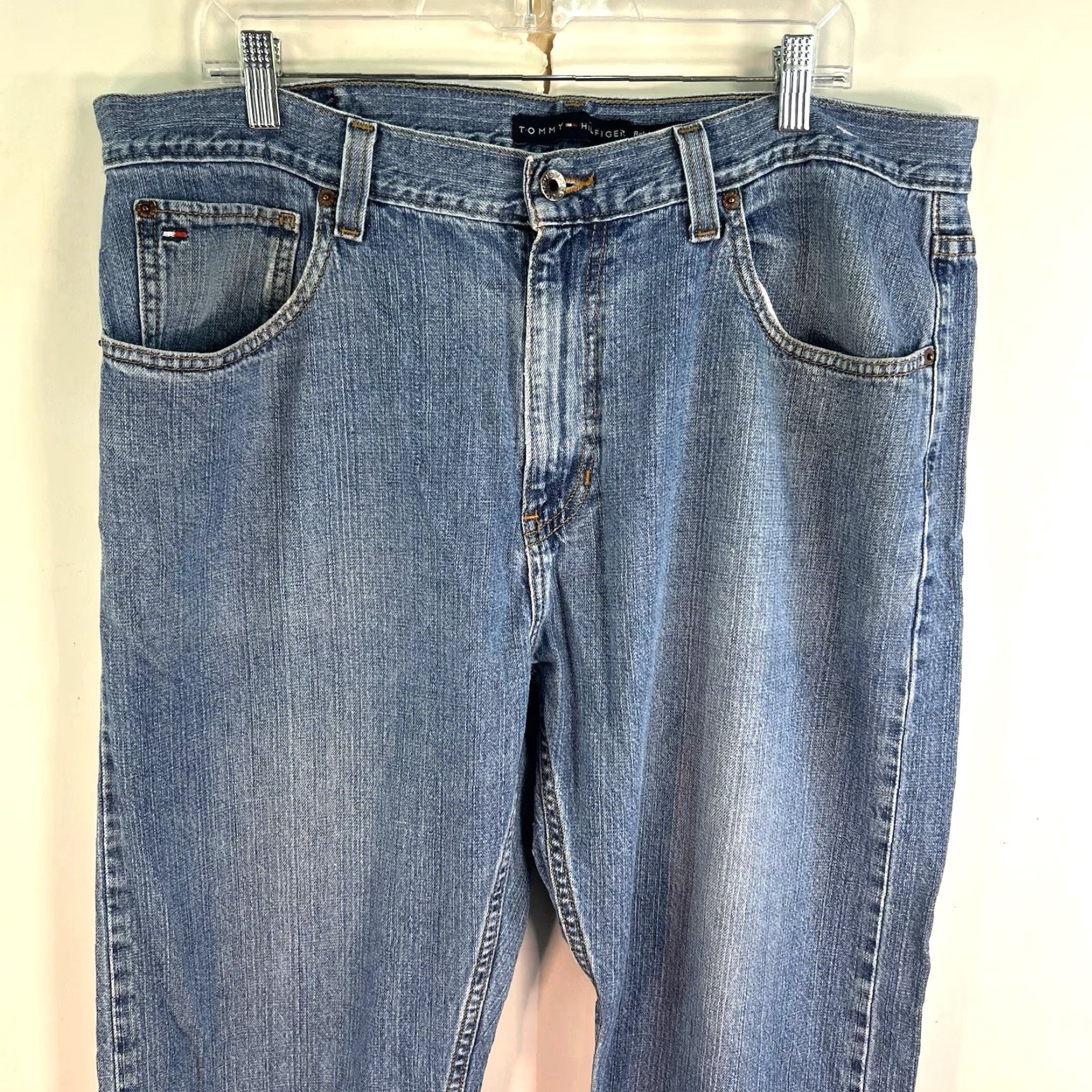 Tommy Hilfiger Tommy Hilfiger Relaxed Fit Straight Denim Jeans Mens Size 38x31 Blue 90s Size US 36 / EU 52 - 2 Thumbnail