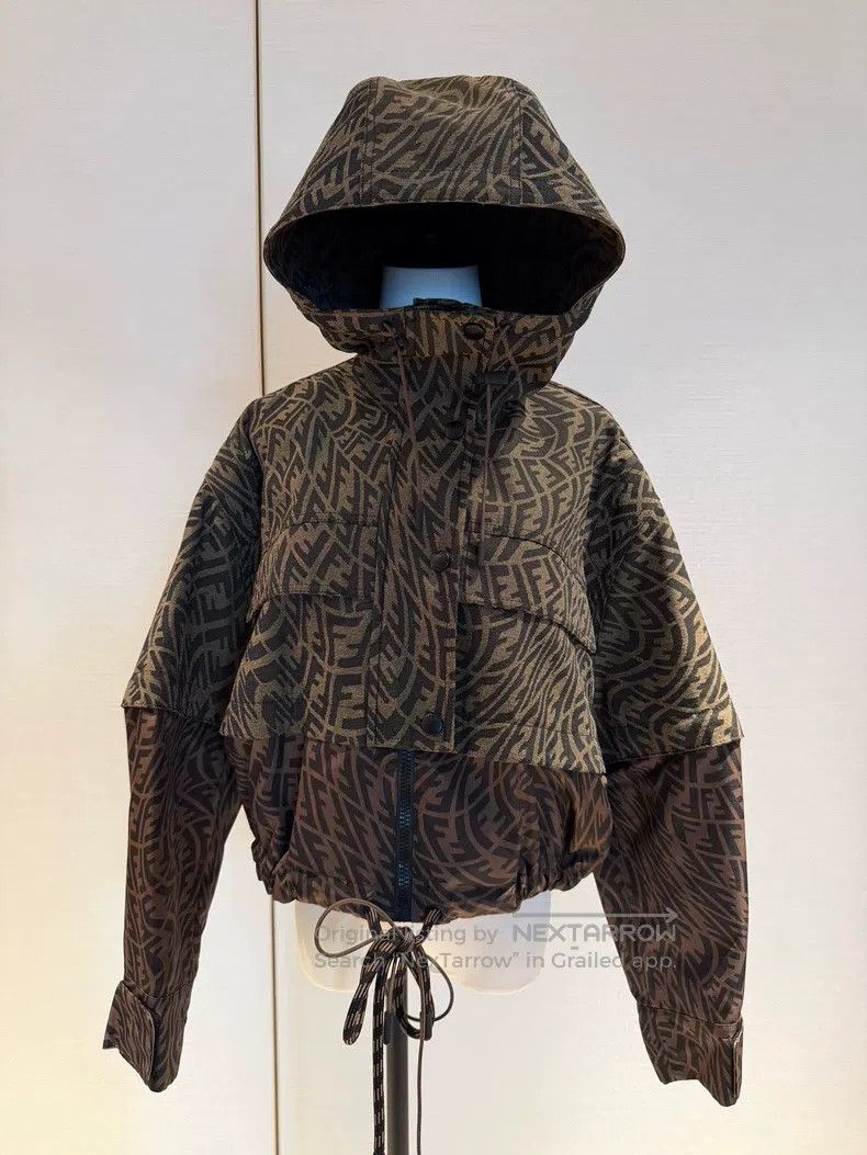 Fendi Fendi Monogrammed Hooded Sleeve Detachable Jacket Size XS / US 0-2 / IT 36-38 - 1 Thumbnail