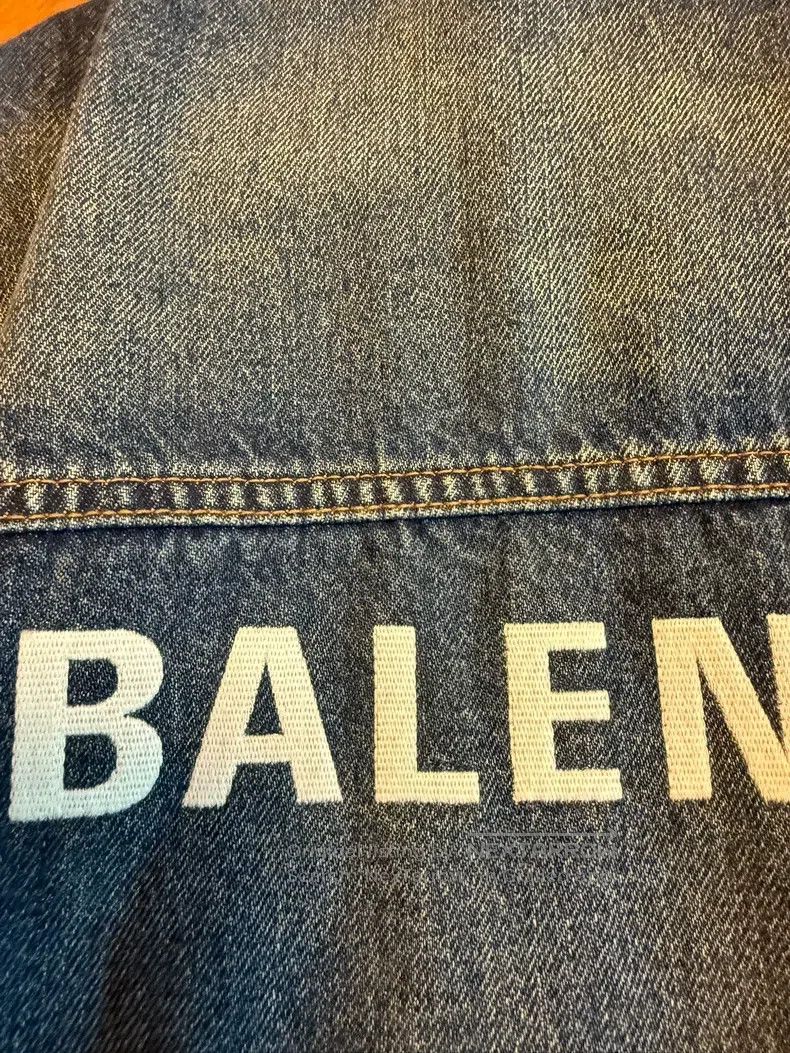 Balenciaga Balenciaga Classic Denim Jacket Size XXS / US 00 / IT 34 - 9 Thumbnail