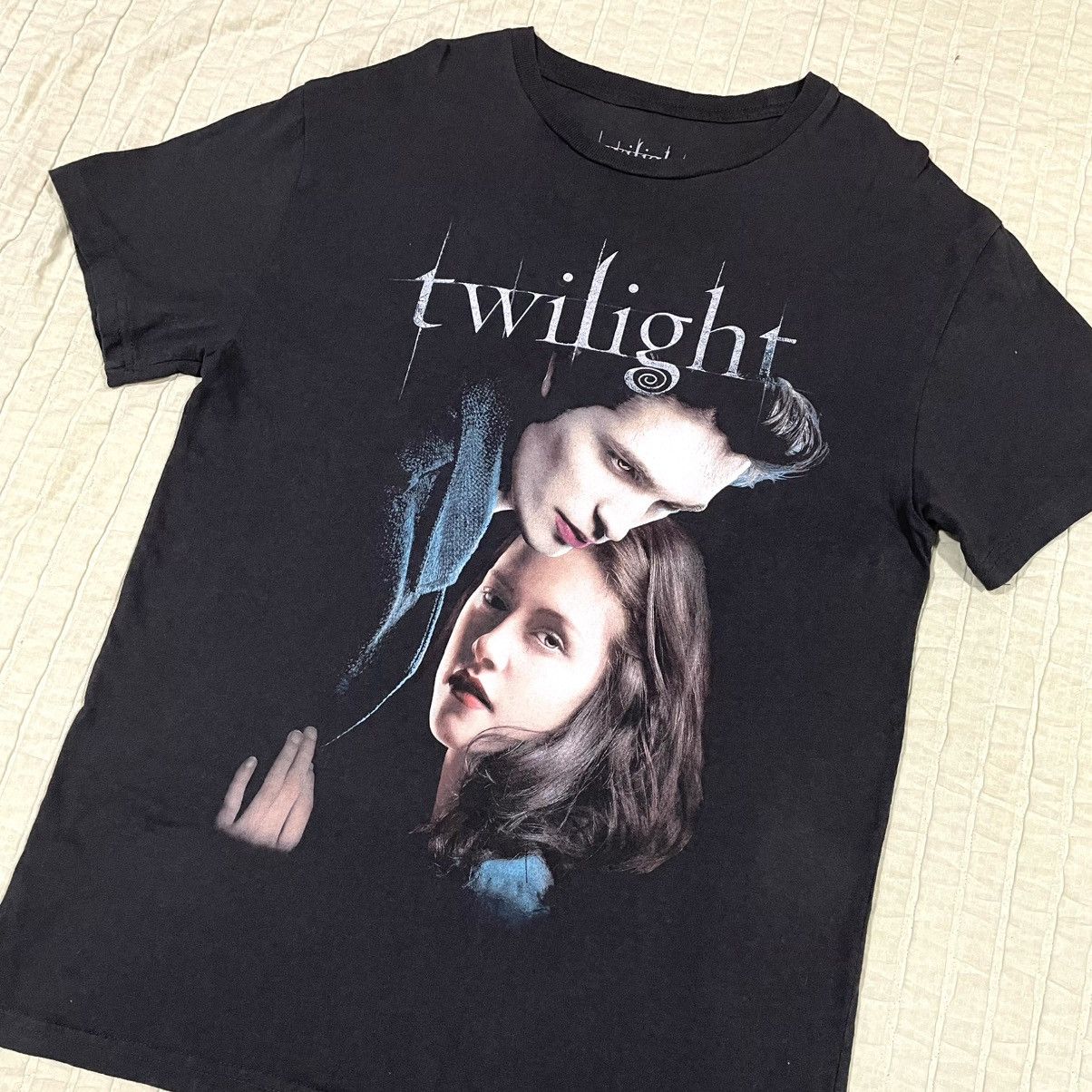 Band Tees Movie Twilight Saga Rare T Shirt Size US S / EU 44-46 / 1 - 1 Thumbnail