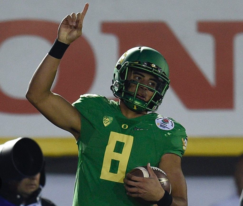 Alstyle Marcus Mariota 8 Oregon Ducks University Quarterback Ts Size US XL / EU 56 / 4 - 23 Thumbnail