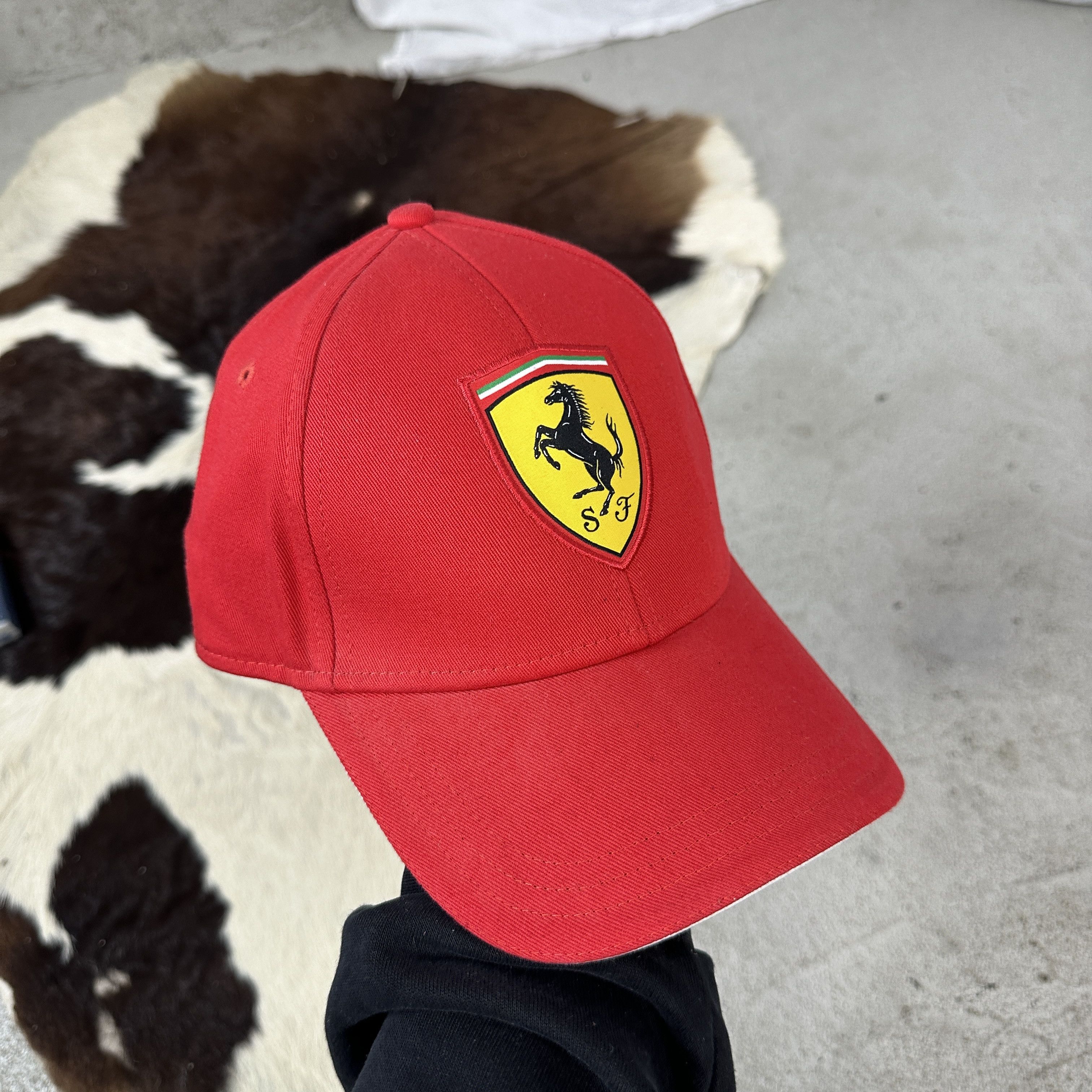 Ferrari × Vintage Vintage Y2K Streetwear Sportswear Ferrari Hat Size ONE SIZE - 1 Thumbnail