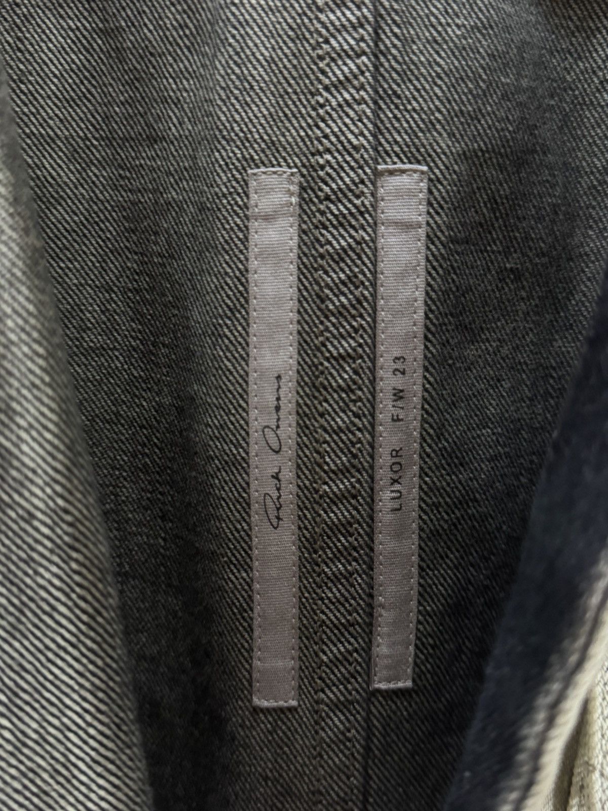 Rick Owens Rick Owens fw23 Luxor mainline runway distressed outershirt Size US L / EU 52-54 / 3 - 3 Thumbnail