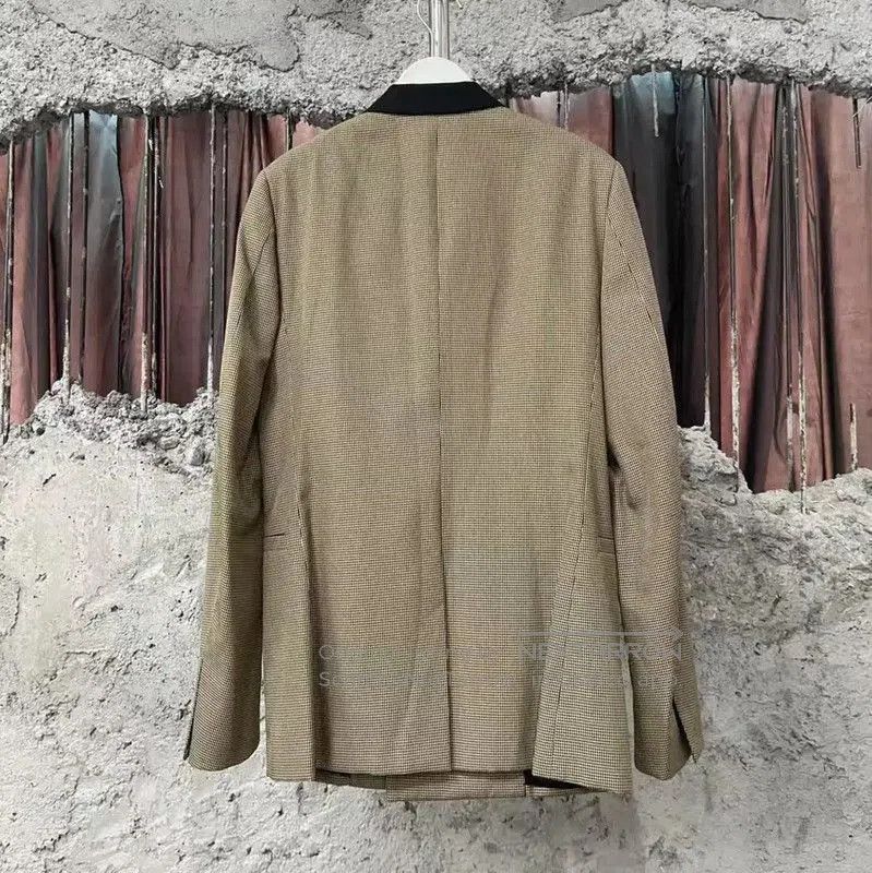 Givenchy Givenchy Beige Long Sleeve Outerwear for Men . Size US M / EU 48-50 / 2 - 2 Thumbnail
