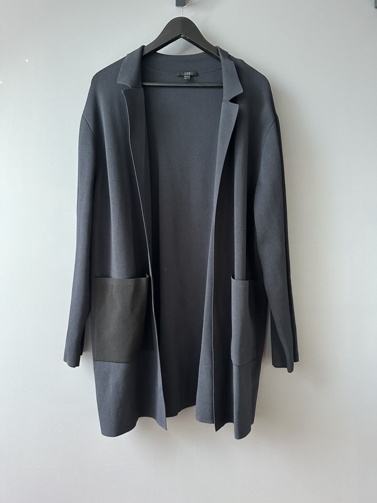 Cos COS dark navy drape style cardigan jacket Large Size L / US 10 / IT 46 - 1 Thumbnail