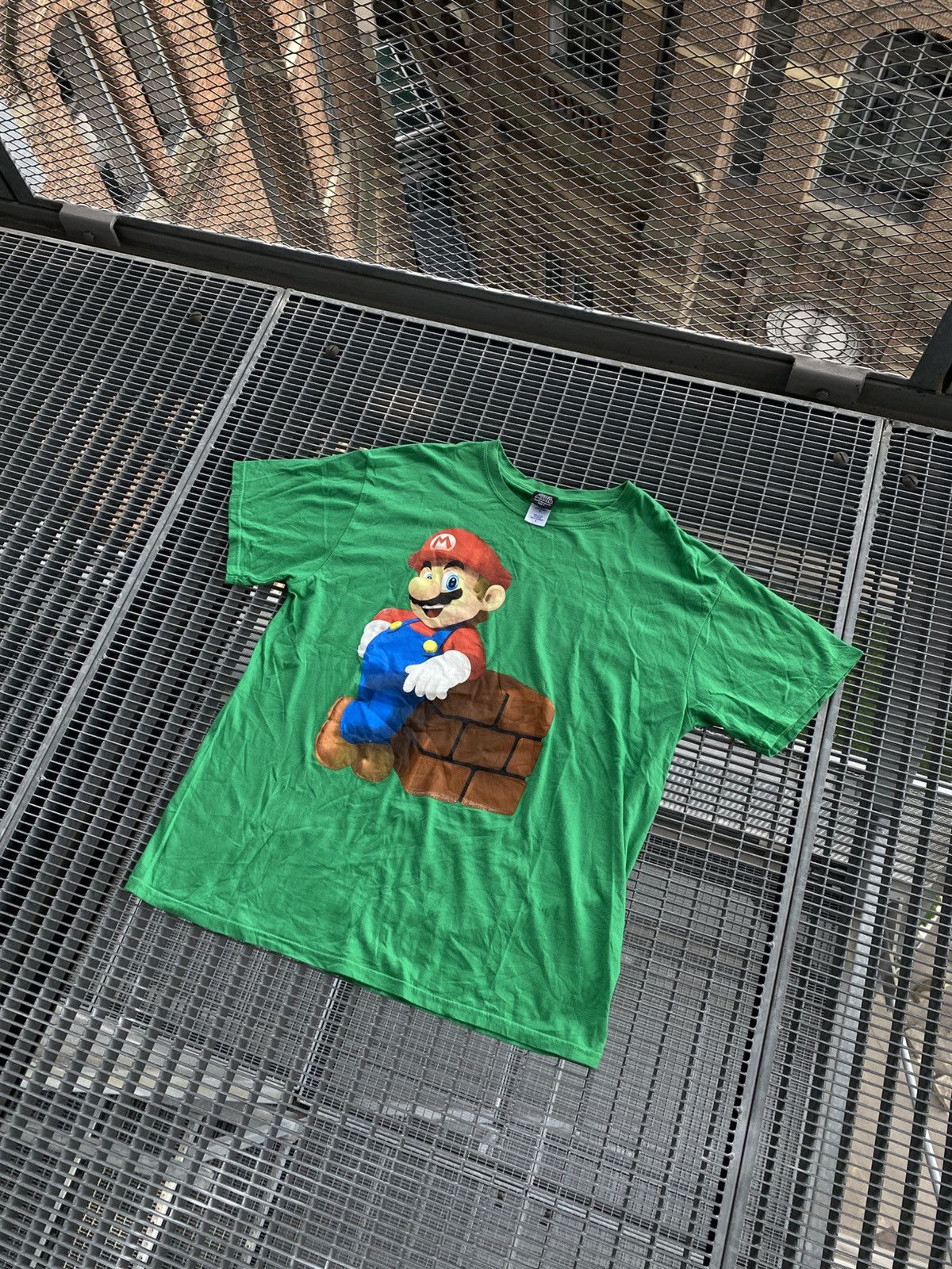 The Game Super Mario 2010 Game Y2K T-Shirt Size US L / EU 52-54 / 3 - 5 Thumbnail