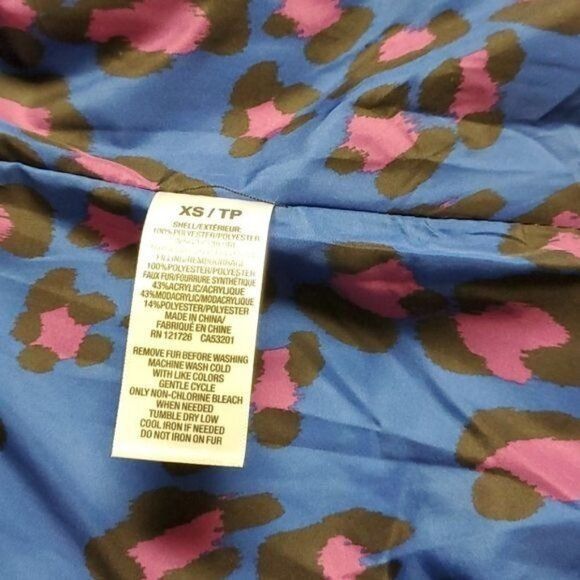 Aeropostale Aeropostale 87 Embellished Insulated Full Zip Sz XS Vest w Z Size XS / US 0-2 / IT 36-38 - 9 Thumbnail