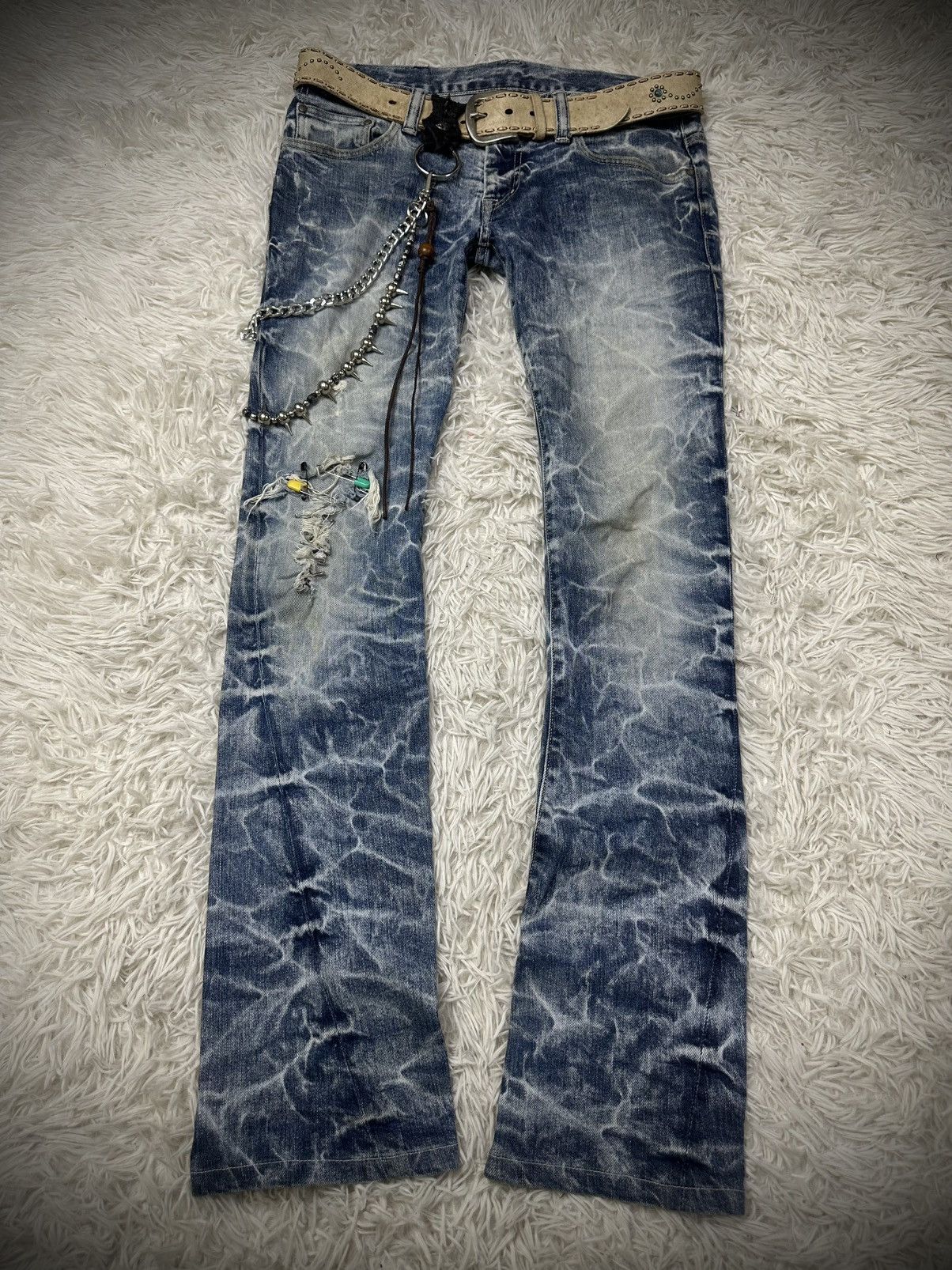 Tornado Mart rare 2000s tornado mart spiral distressed flare denim jeans Size US 32 / EU 48 - 1 Thumbnail