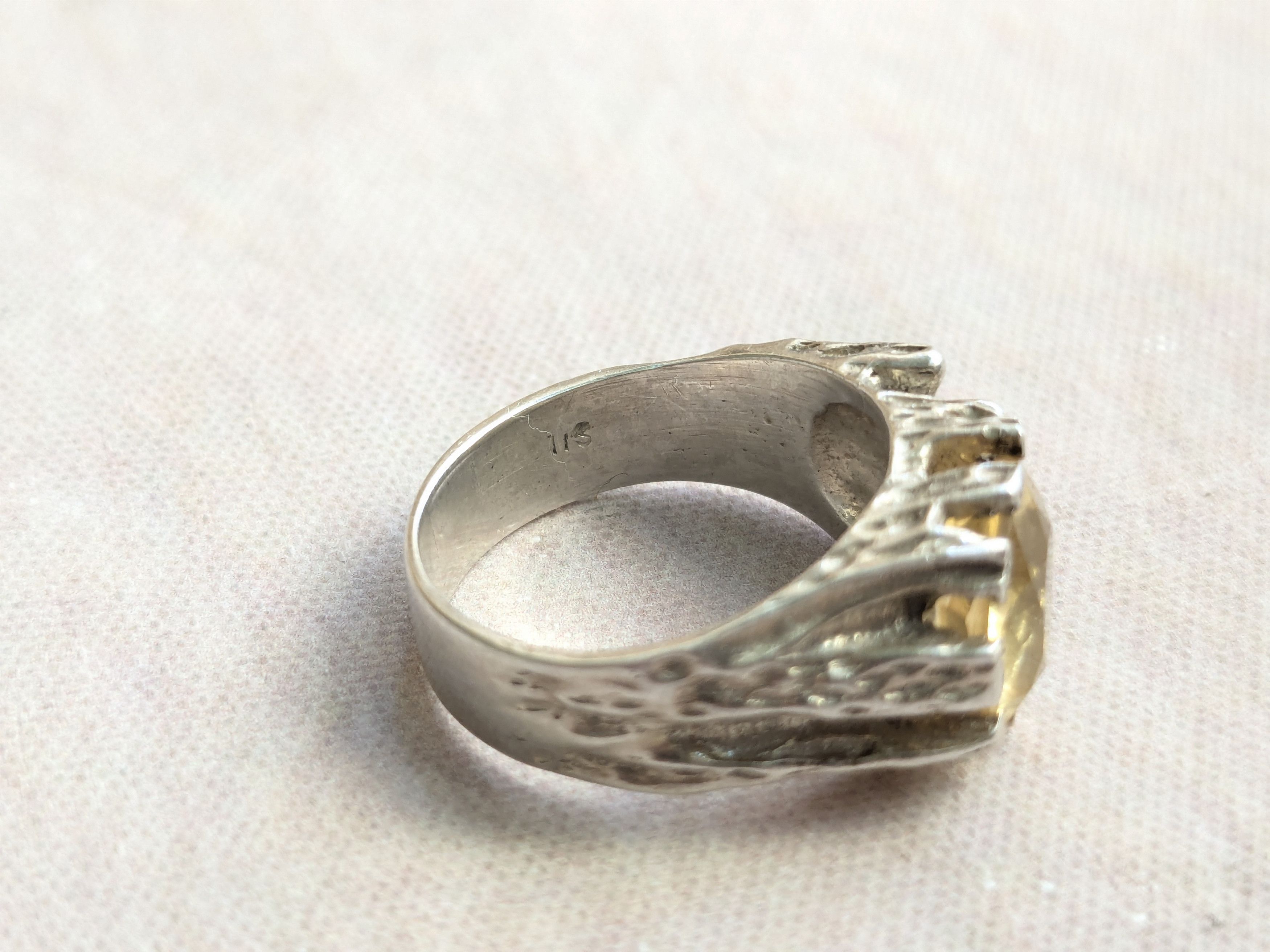 Sterling Silver × Vintage Vintage Sterling Silver Ring Yellow Citrine 7 Brutalist Size ONE SIZE - 8 Thumbnail