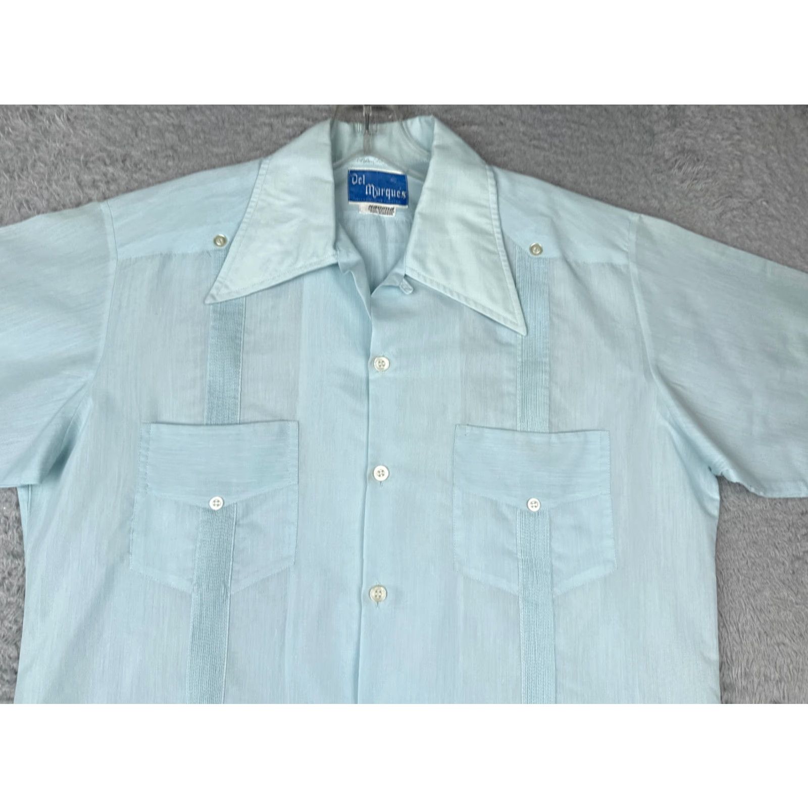 Vintage Guayabera Panamerican Shirt Men 40 Blue Short Sleeve 4 Pocket Cotton Blend Polyester Blend Button-Up Casual Vacation Aloha Beach 40 Men Size US L / EU 52-54 / 3 - 4 Thumbnail